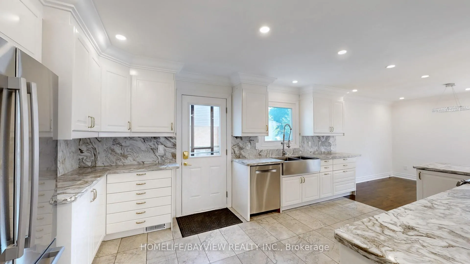 Photo 9 of 54 Nisbet Drive, Aurora, Aurora Highlands — HOMEH