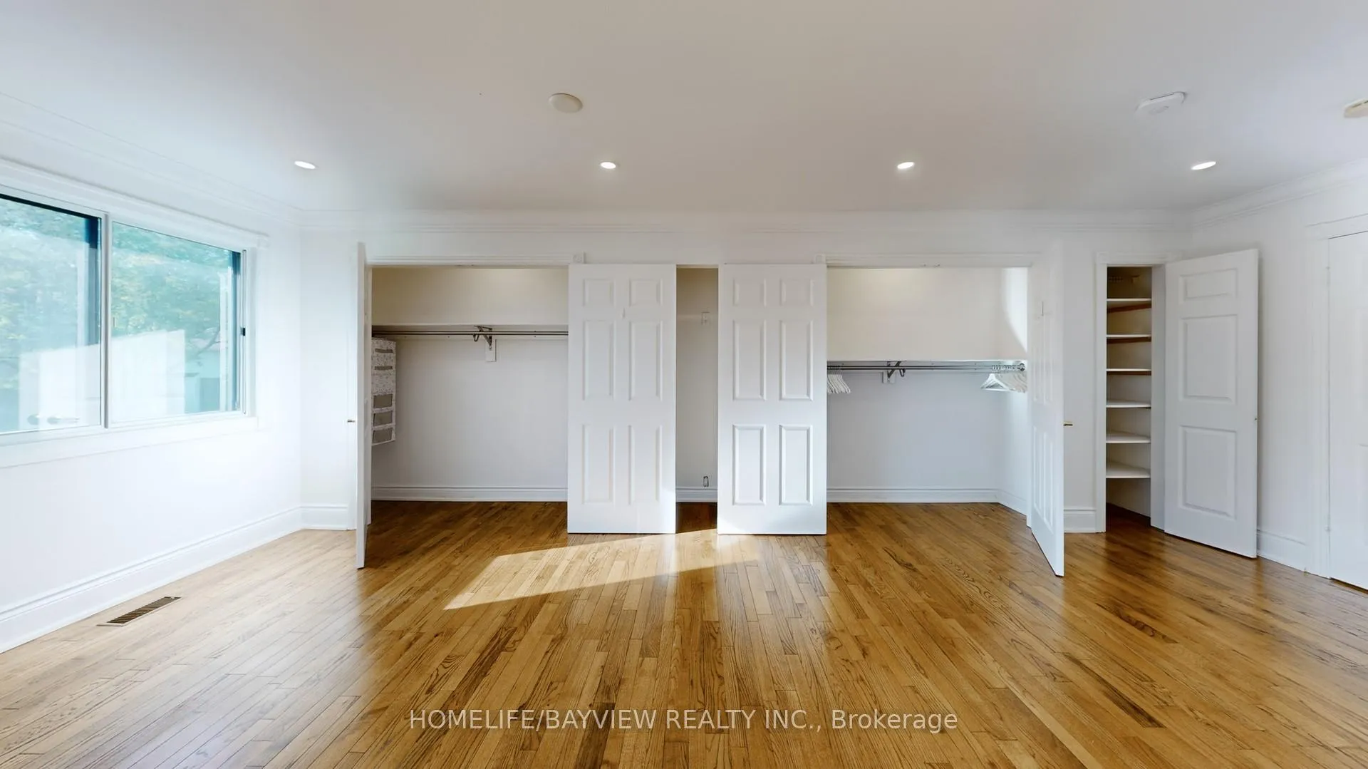 Photo 14 of 54 Nisbet Drive, Aurora, Aurora Highlands — HOMEH