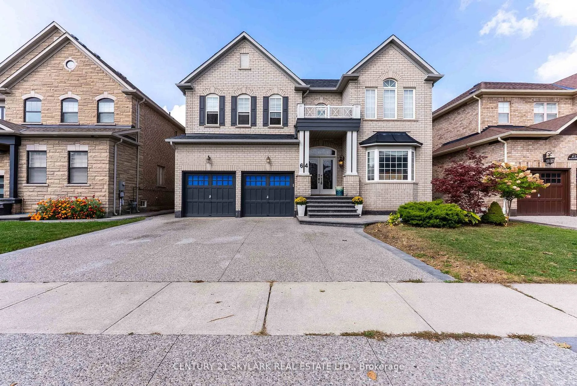 Photo 2 of 64 Jacksonville Drive, Brampton, Vales of Castlemore — HOMEH