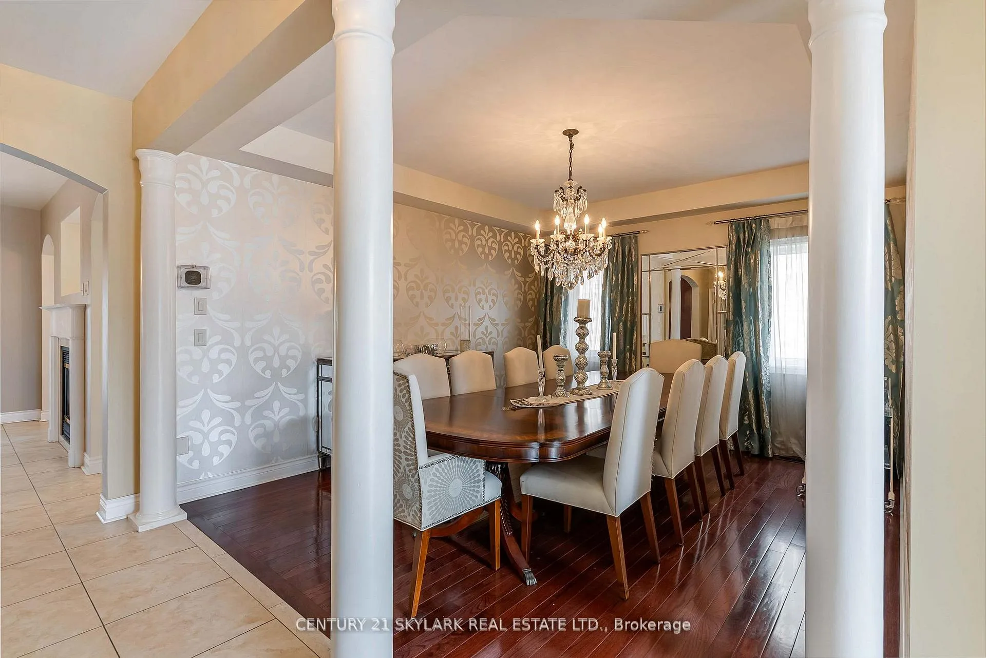 Photo 10 of 64 Jacksonville Drive, Brampton, Vales of Castlemore — HOMEH