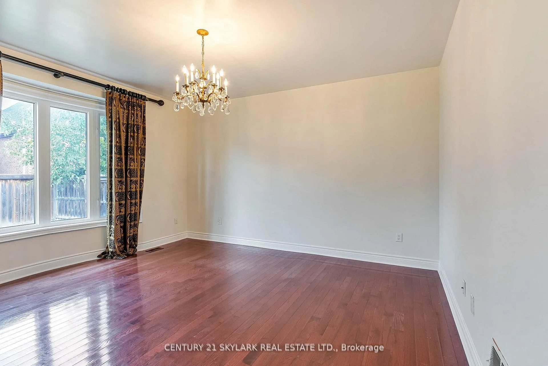 Photo 19 of 64 Jacksonville Drive, Brampton, Vales of Castlemore — HOMEH