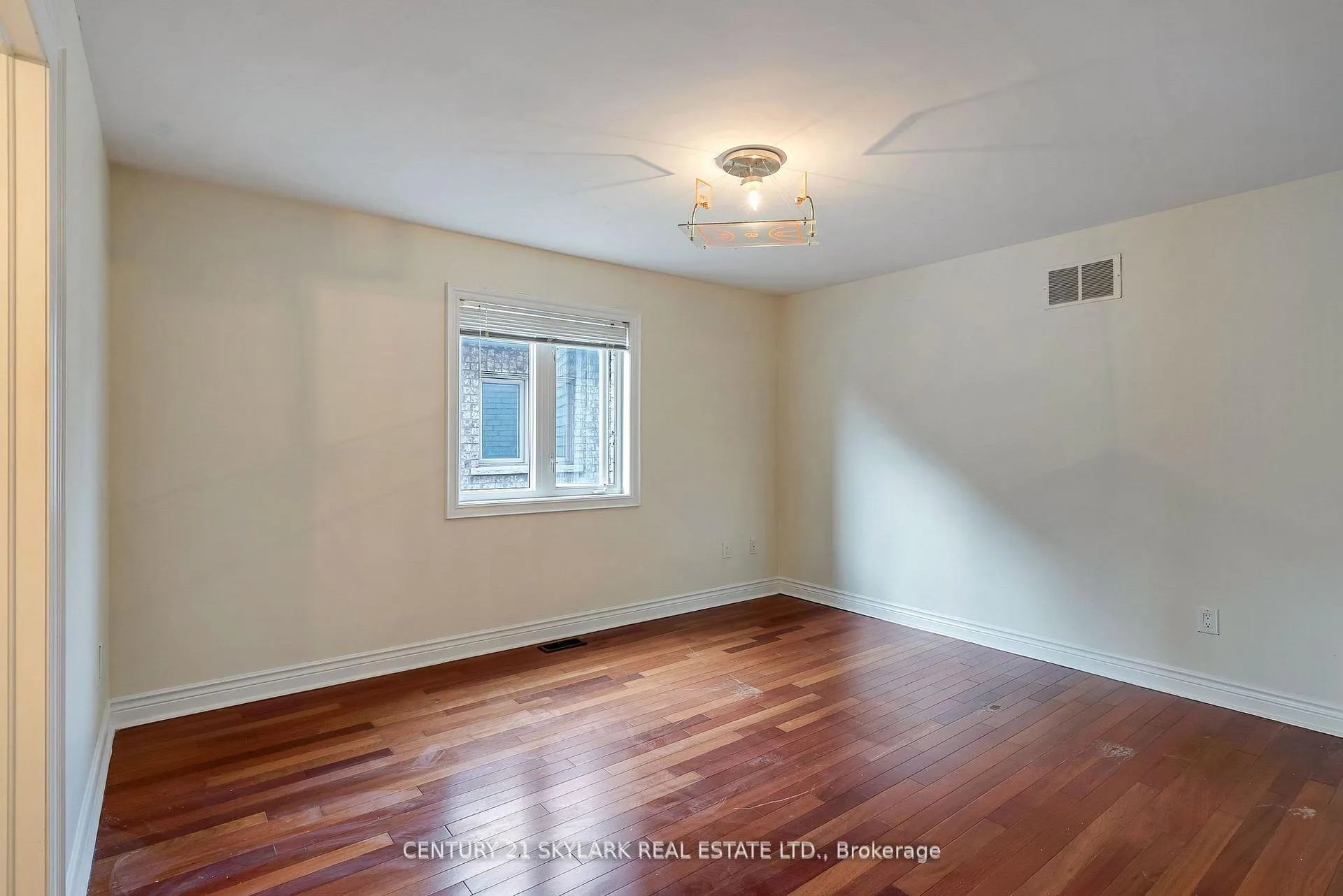 Photo 27 of 64 Jacksonville Drive, Brampton, Vales of Castlemore — HOMEH