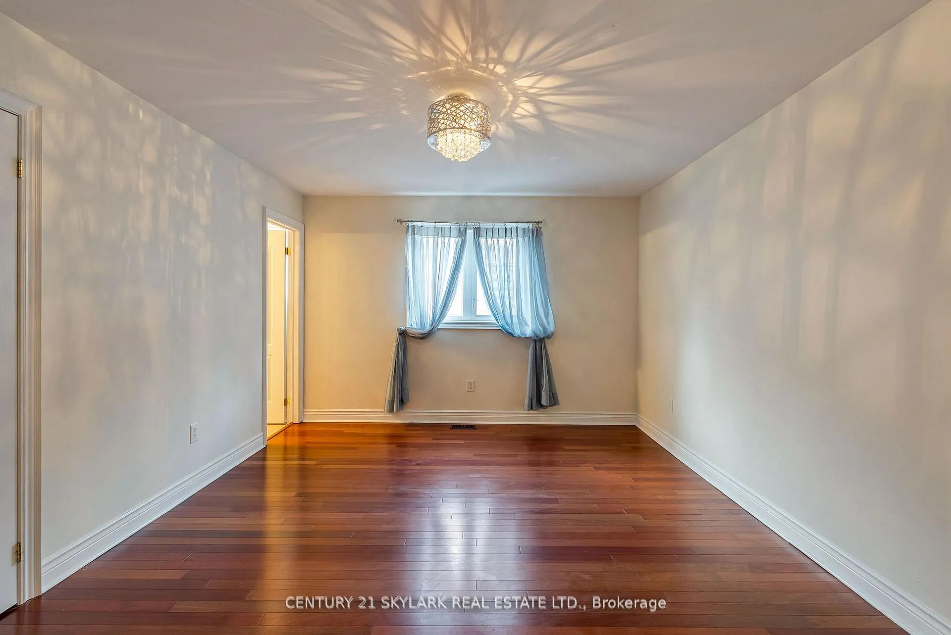 Photo 30 of 64 Jacksonville Drive, Brampton, Vales of Castlemore — HOMEH