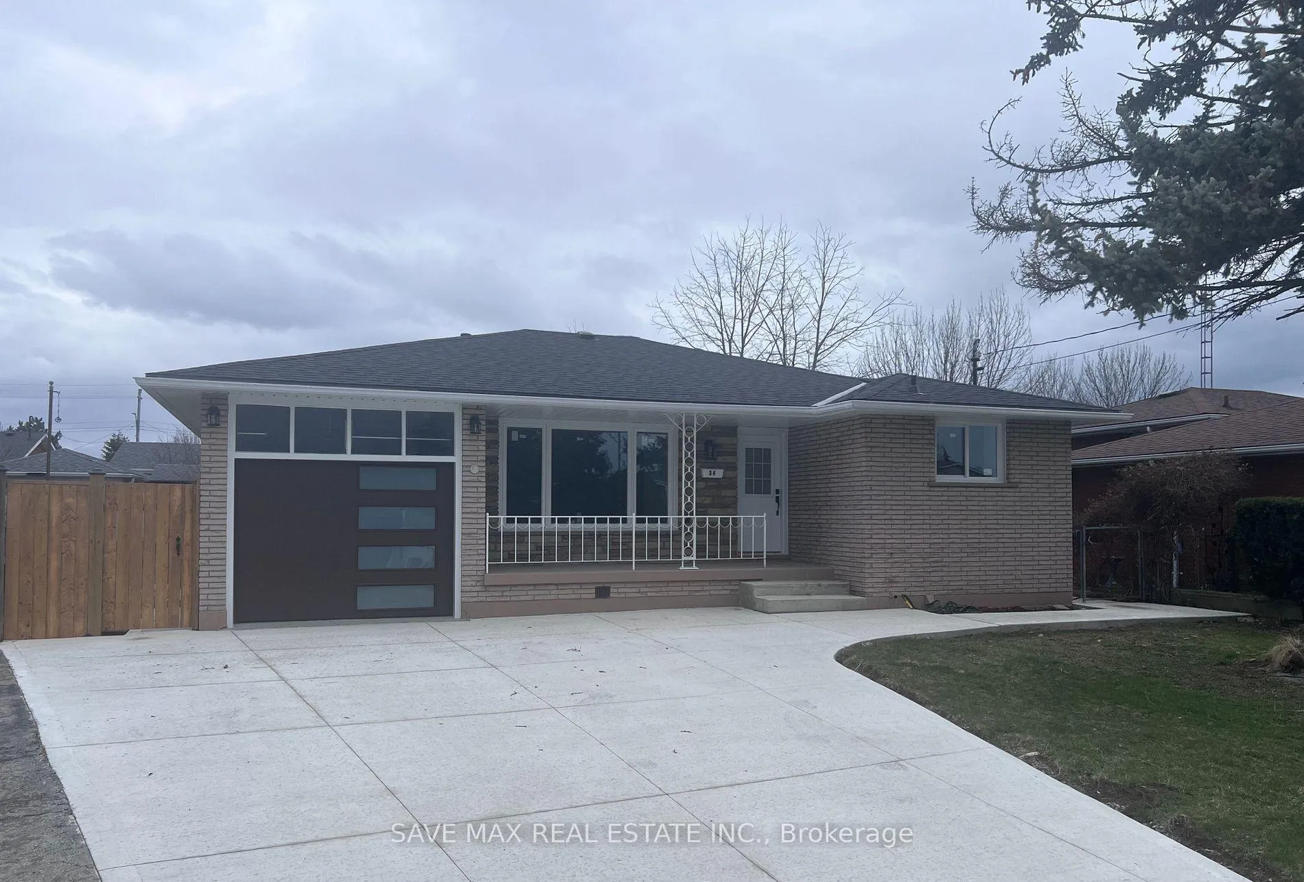 Photo 2 of 34 Garland Place, Hamilton, Greenford — HOMEH