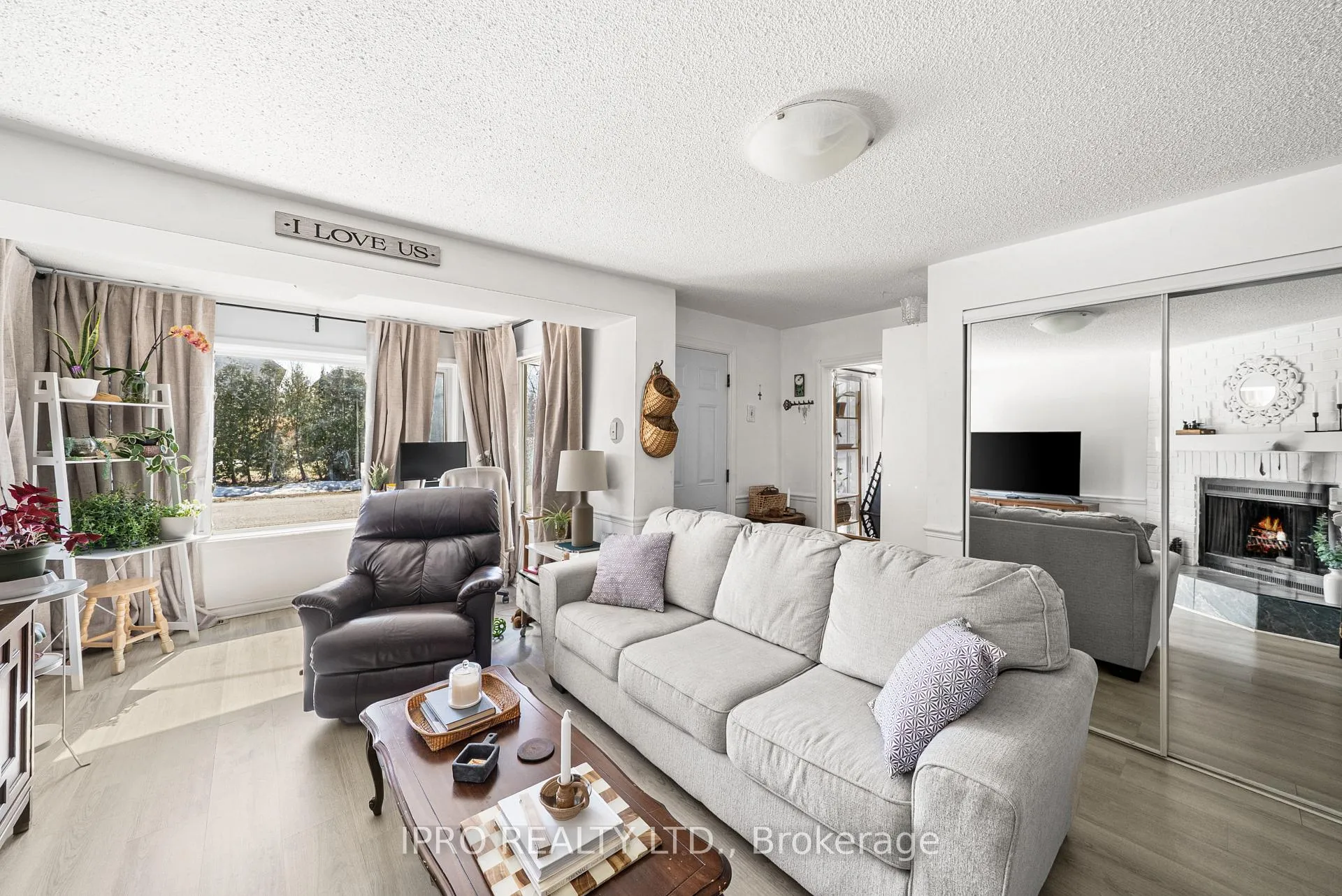 Photo 5 of 40 Sylvan Crescent, Richmond Hill, Oak Ridges Lake Wilcox — HOMEH