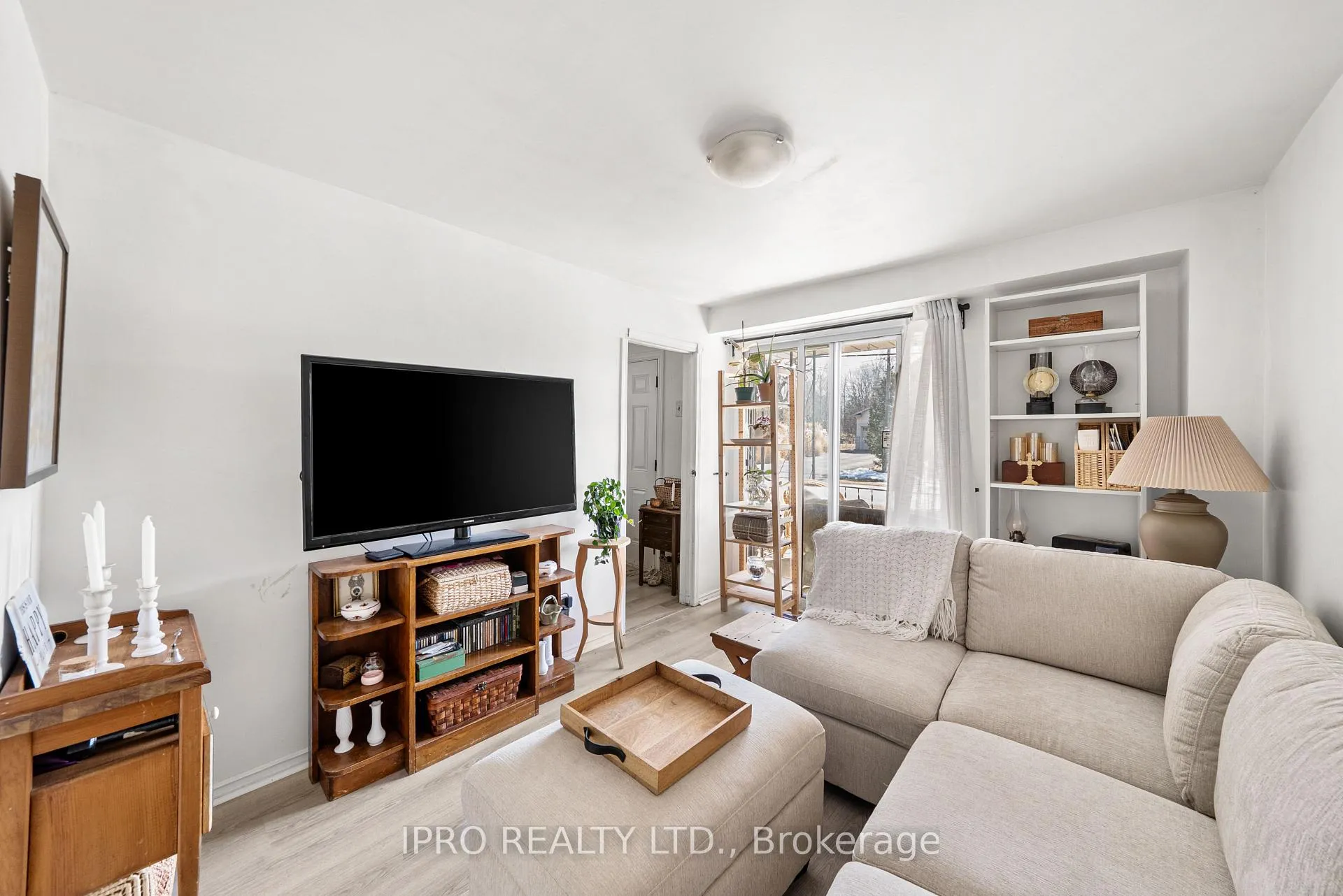 Photo 8 of 40 Sylvan Crescent, Richmond Hill, Oak Ridges Lake Wilcox — HOMEH