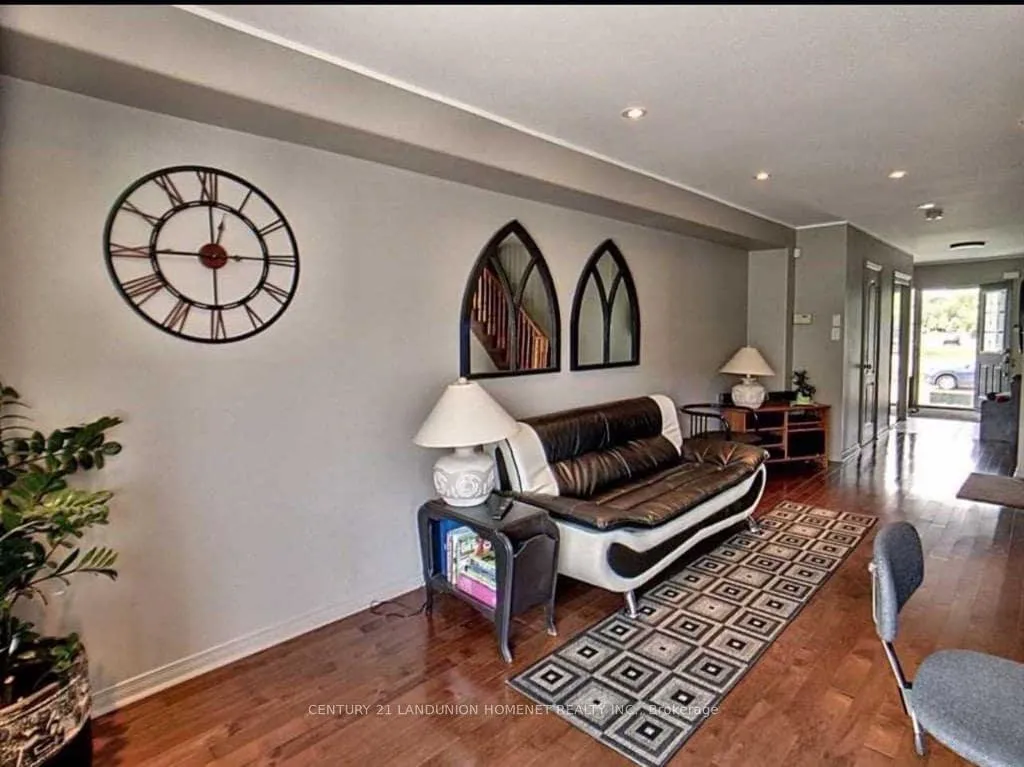 Photo 3 of 78 Robideau Place, Whitby, Pringle Creek — HOMEH