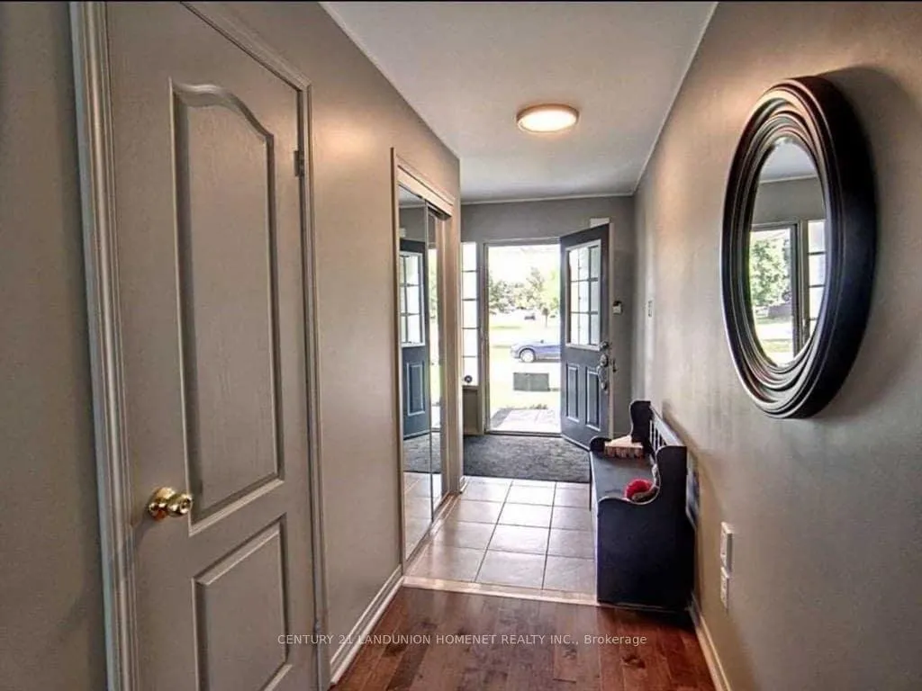 Photo 4 of 78 Robideau Place, Whitby, Pringle Creek — HOMEH