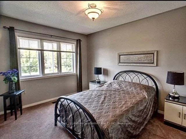 Photo 13 of 78 Robideau Place, Whitby, Pringle Creek — HOMEH