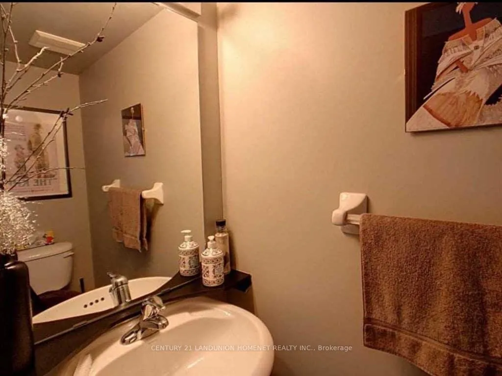 Photo 15 of 78 Robideau Place, Whitby, Pringle Creek — HOMEH