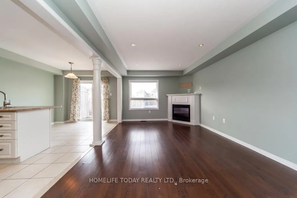 Photo 3 of 70 William Cowles Drive, Clarington, Bowmanville — HOMEH