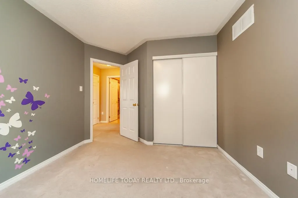 Photo 14 of 70 William Cowles Drive, Clarington, Bowmanville — HOMEH