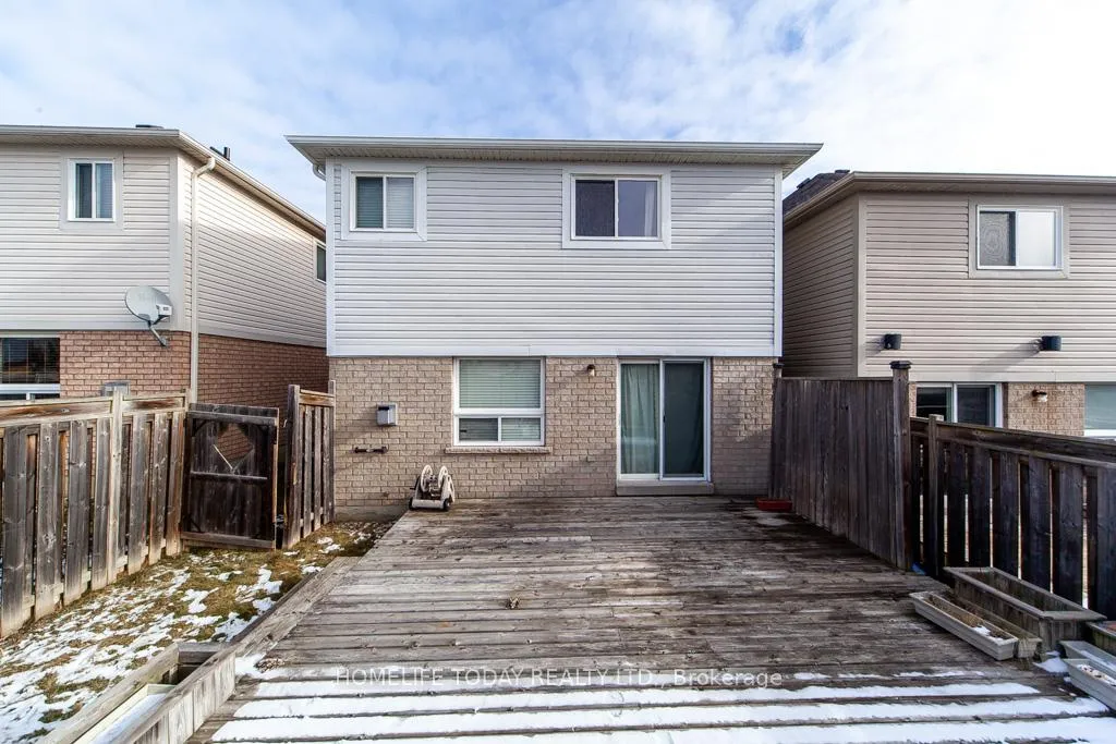 Photo 19 of 70 William Cowles Drive, Clarington, Bowmanville — HOMEH