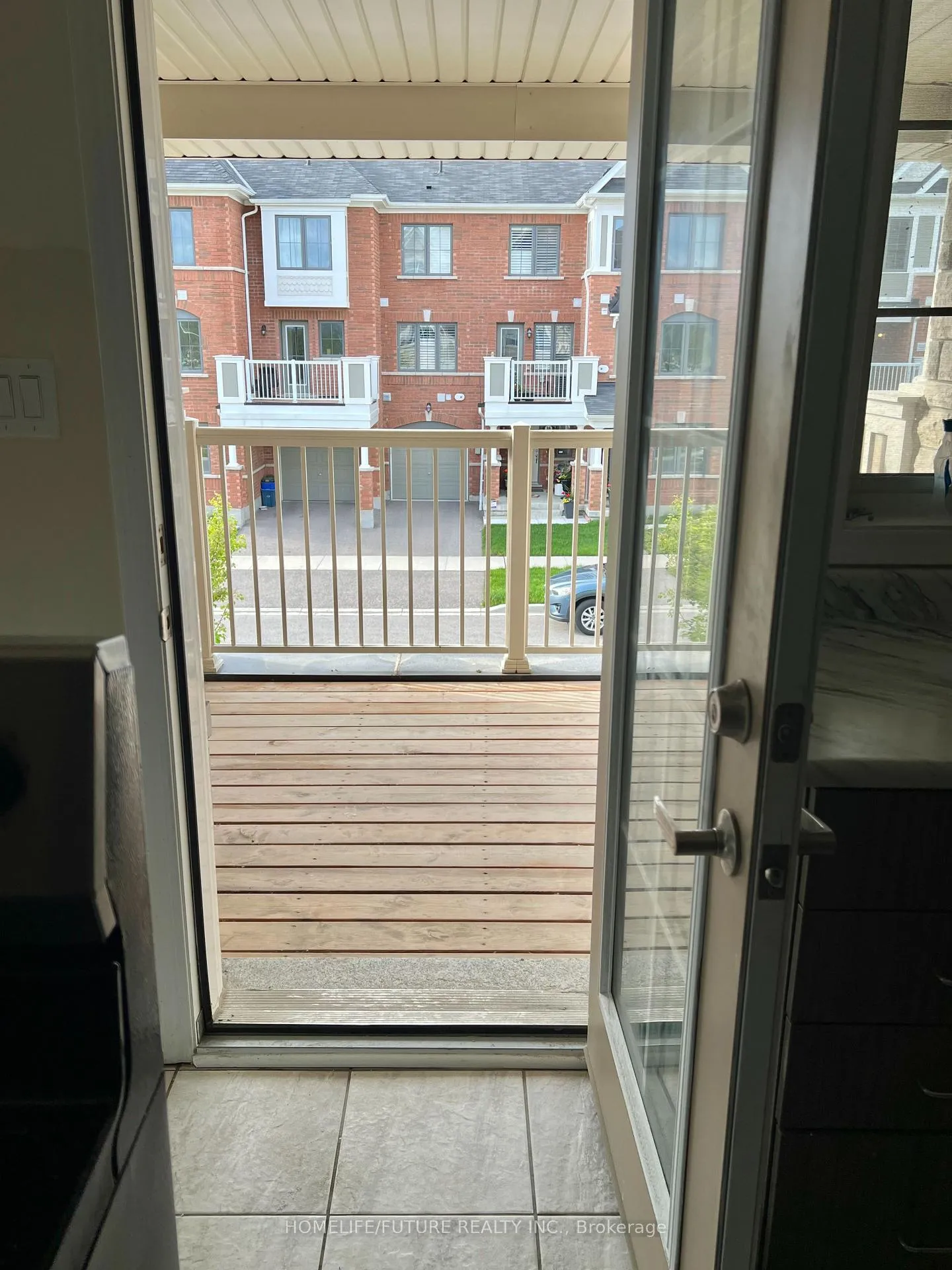 Photo 3 of 35 Goldeye Street, Whitby, Rural Whitby — HOMEH
