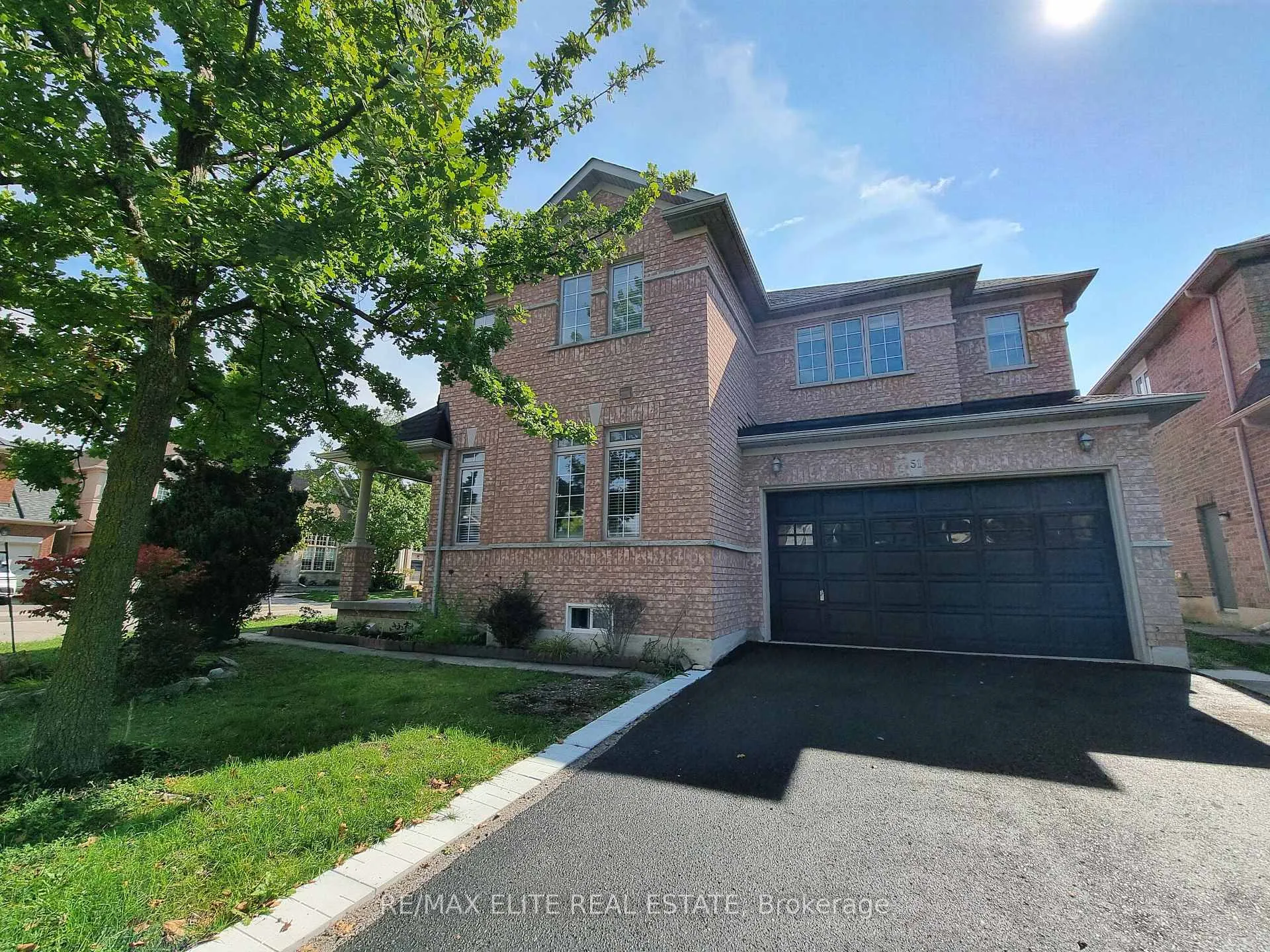Photo 3 of 51 Gould Lane, Vaughan, Patterson — HOMEH