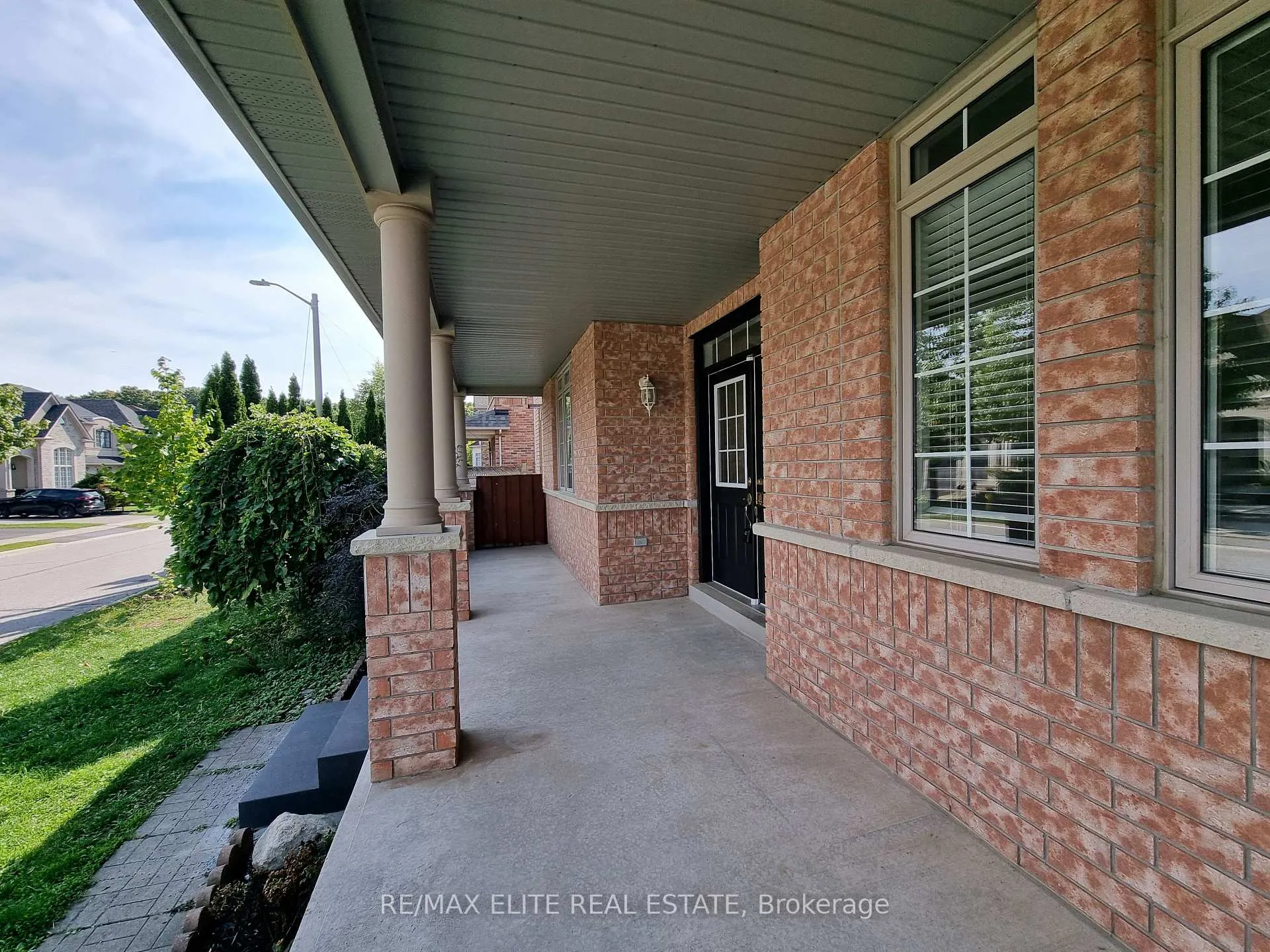 Photo 4 of 51 Gould Lane, Vaughan, Patterson — HOMEH