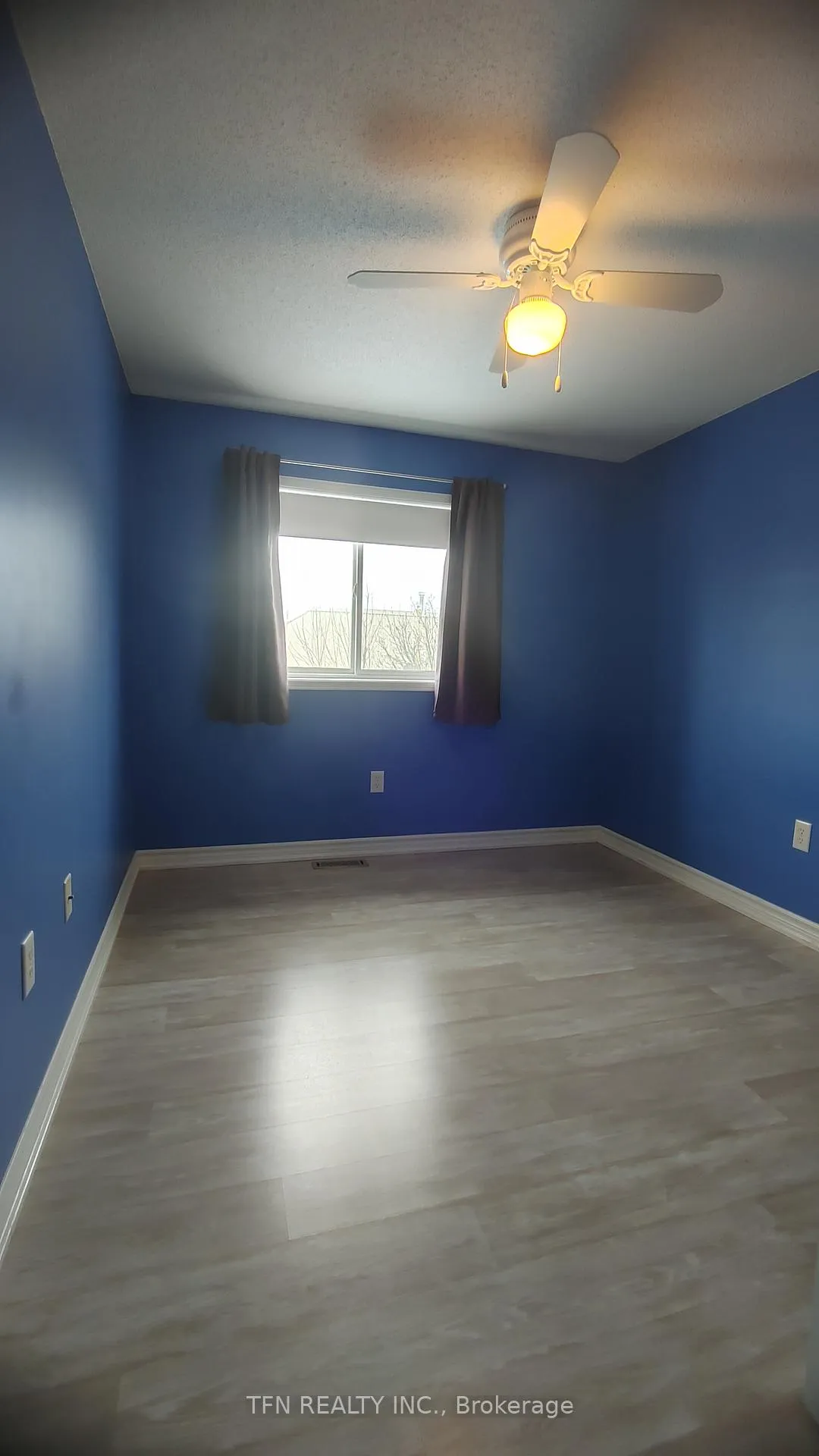 Photo 21 of 15 Srigley Street, Barrie, Holly — HOMEH