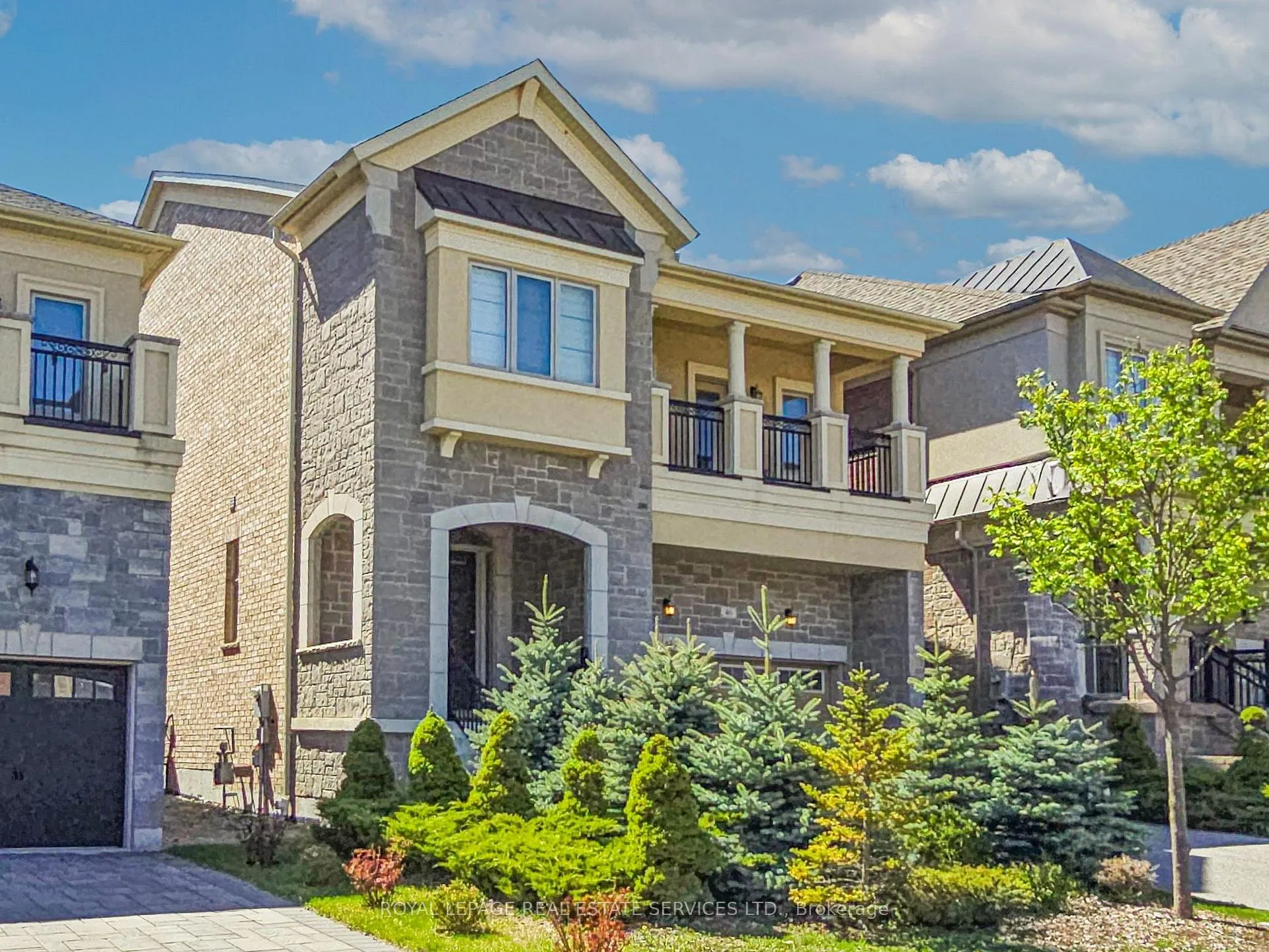 Photo 32 of 46 Baldry Avenue, Vaughan, Patterson — HOMEH