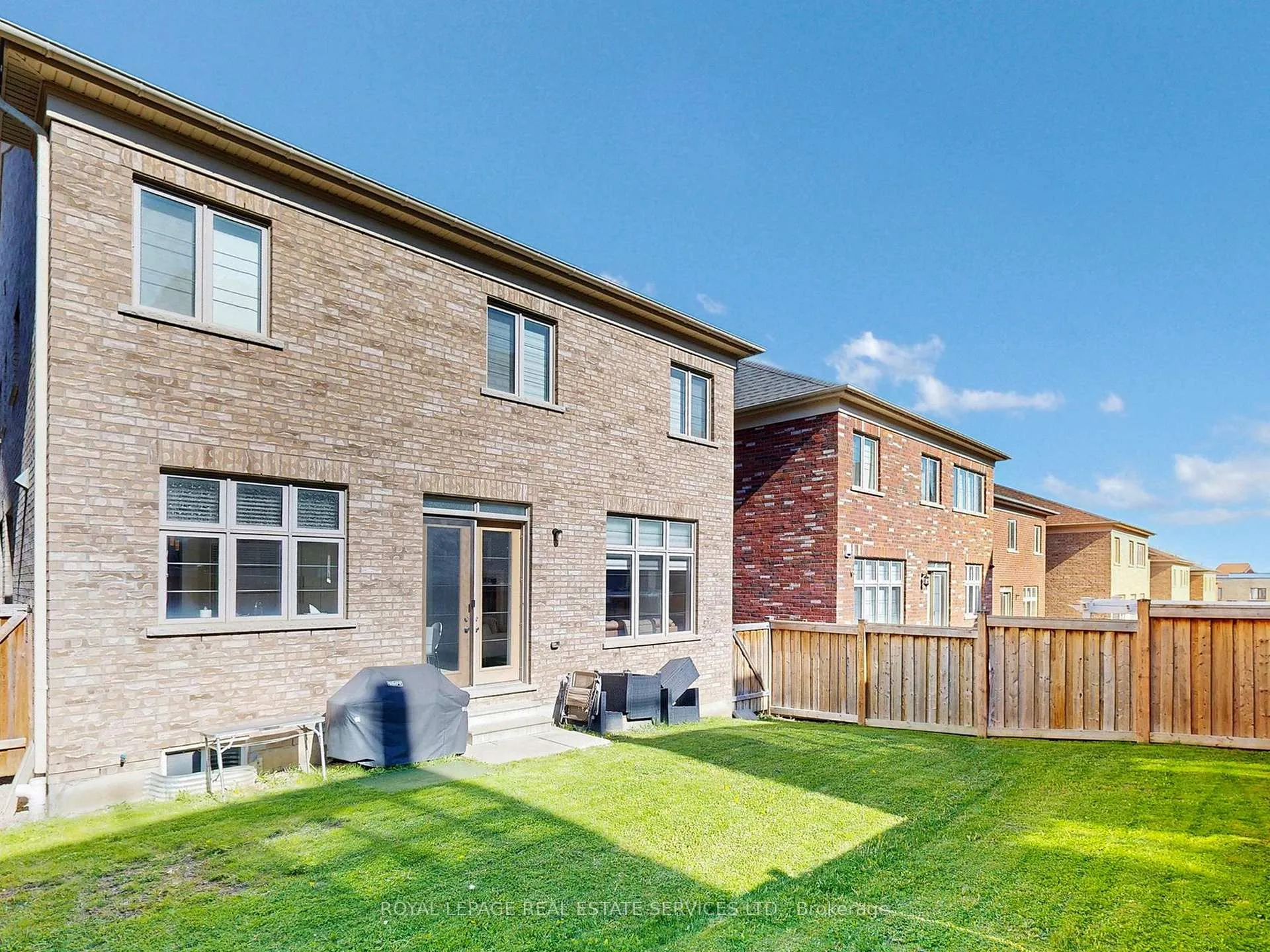 Photo 34 of 46 Baldry Avenue, Vaughan, Patterson — HOMEH