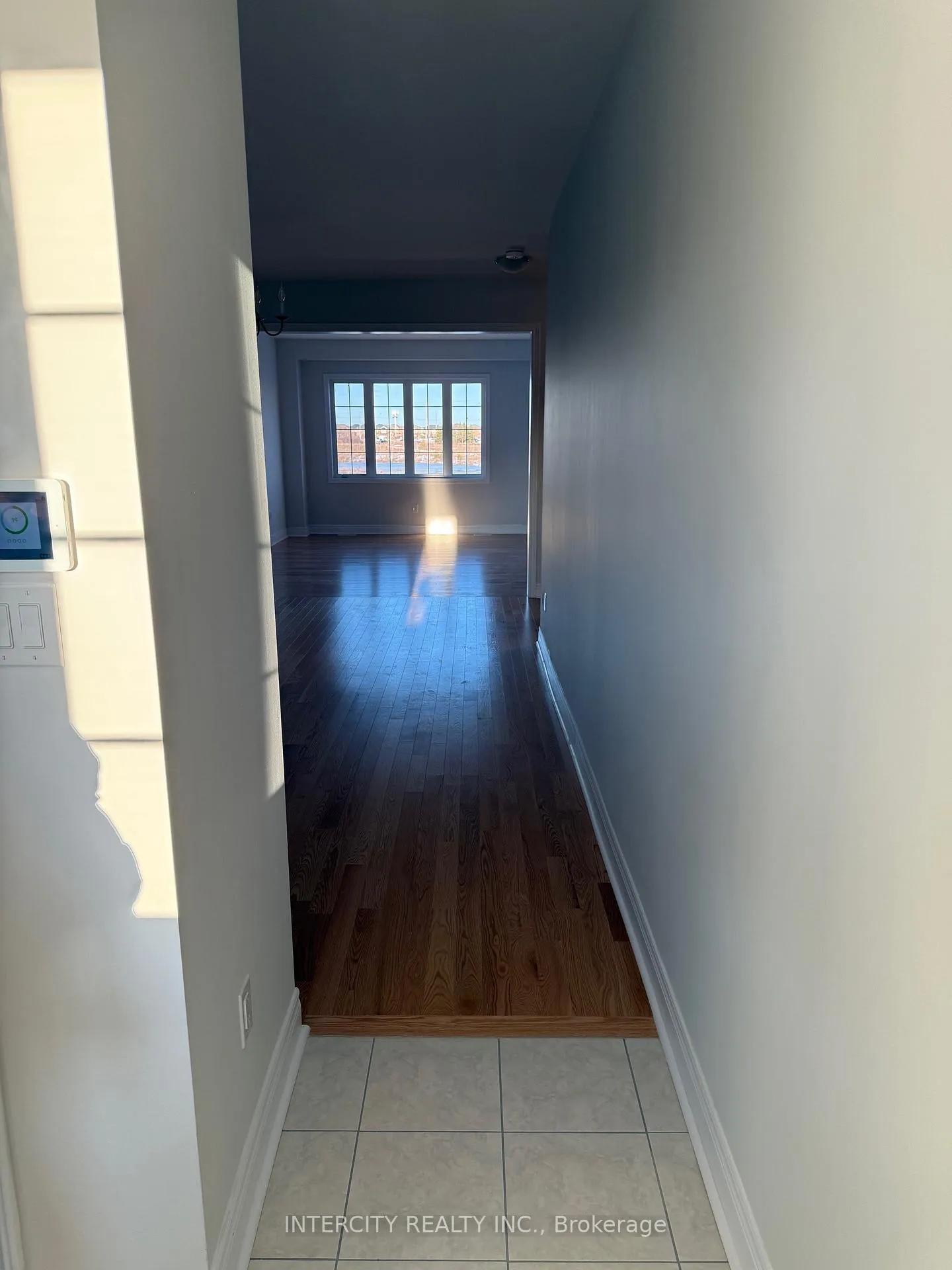 Photo 5 of 6 Keyworth Crescent, Brampton, Sandringham-Wellington North — HOMEH