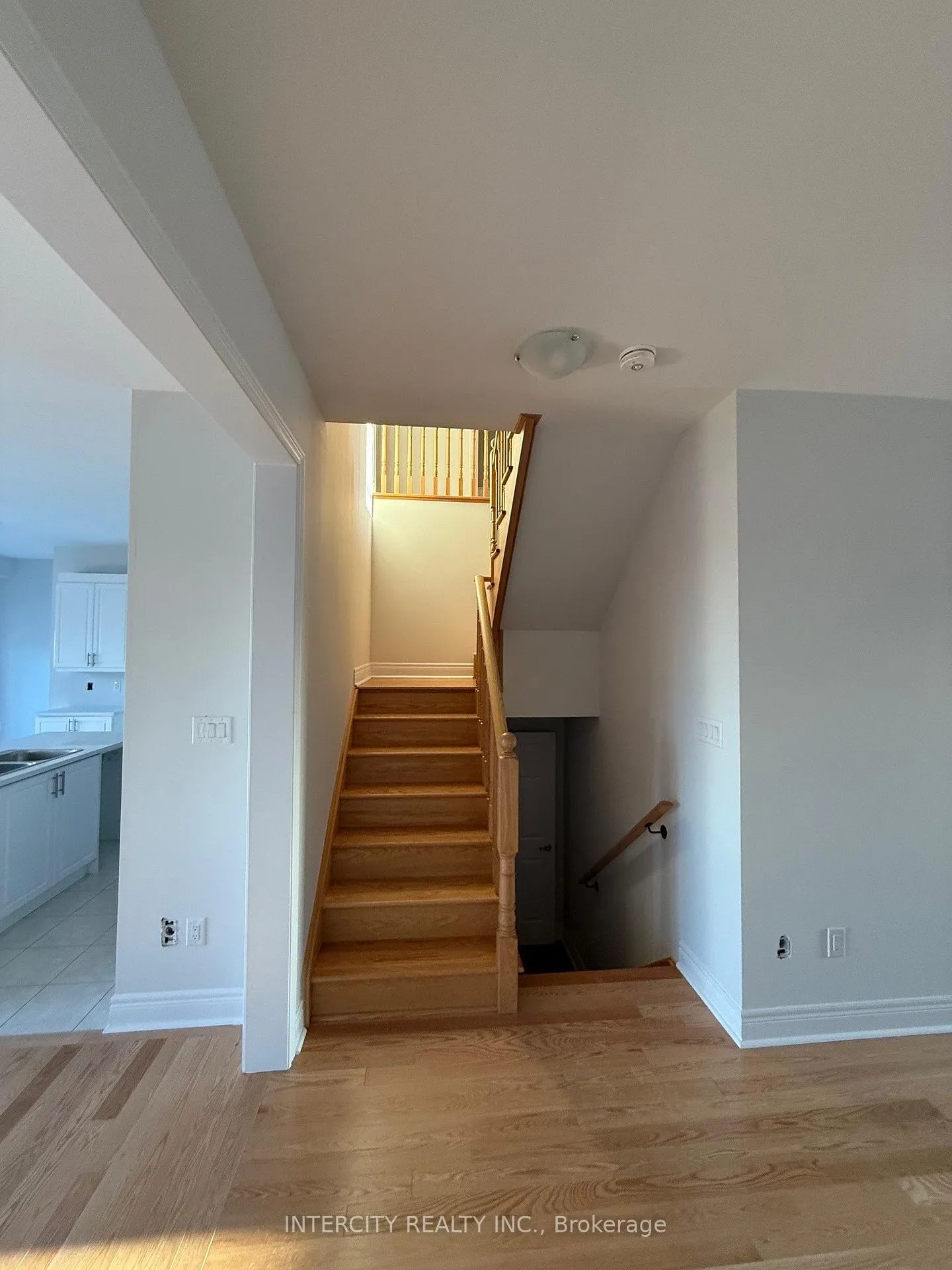 Photo 13 of 6 Keyworth Crescent, Brampton, Sandringham-Wellington North — HOMEH