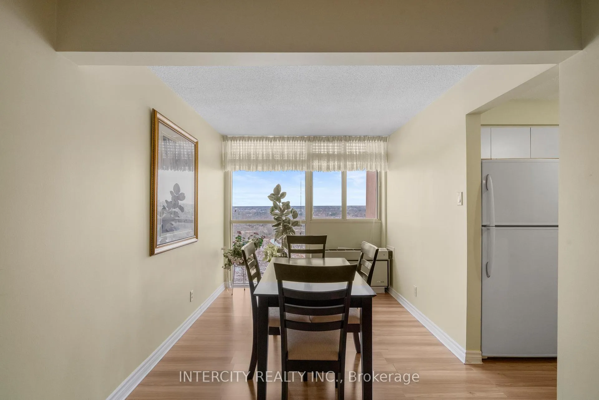 Photo 16 of 6 Keyworth Crescent, Brampton, Sandringham-Wellington North — HOMEH