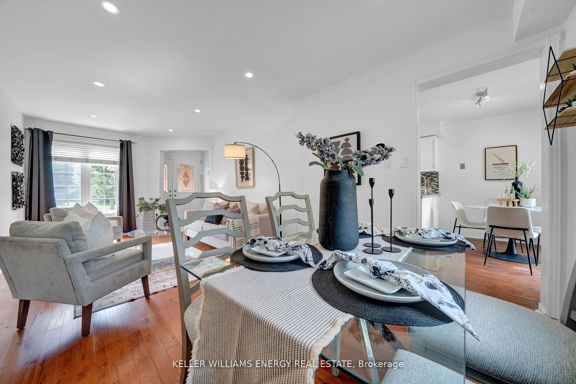 Photo 13 of 34 Hogan Crescent, Clarington, Bowmanville — HOMEH