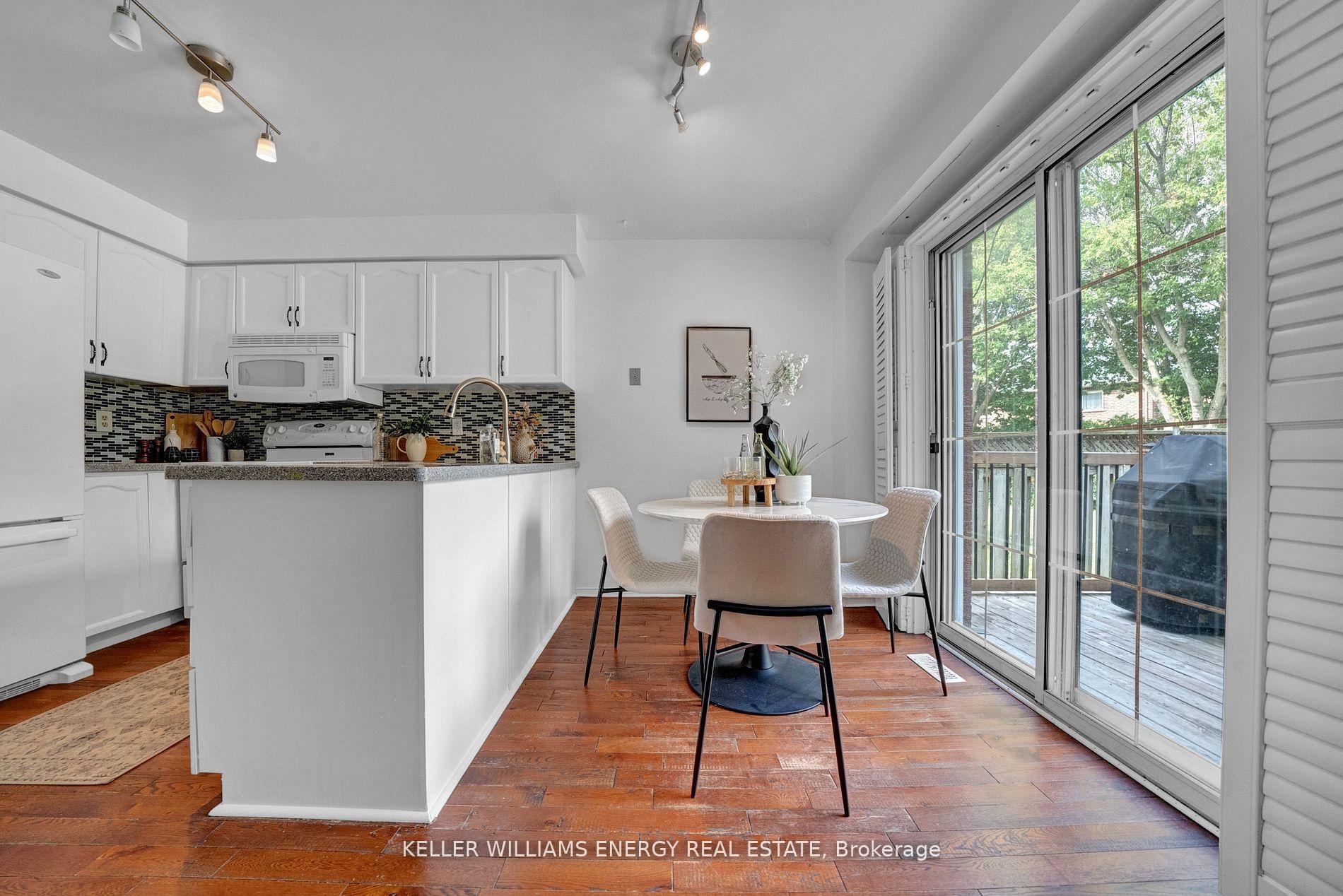 Photo 21 of 34 Hogan Crescent, Clarington, Bowmanville — HOMEH
