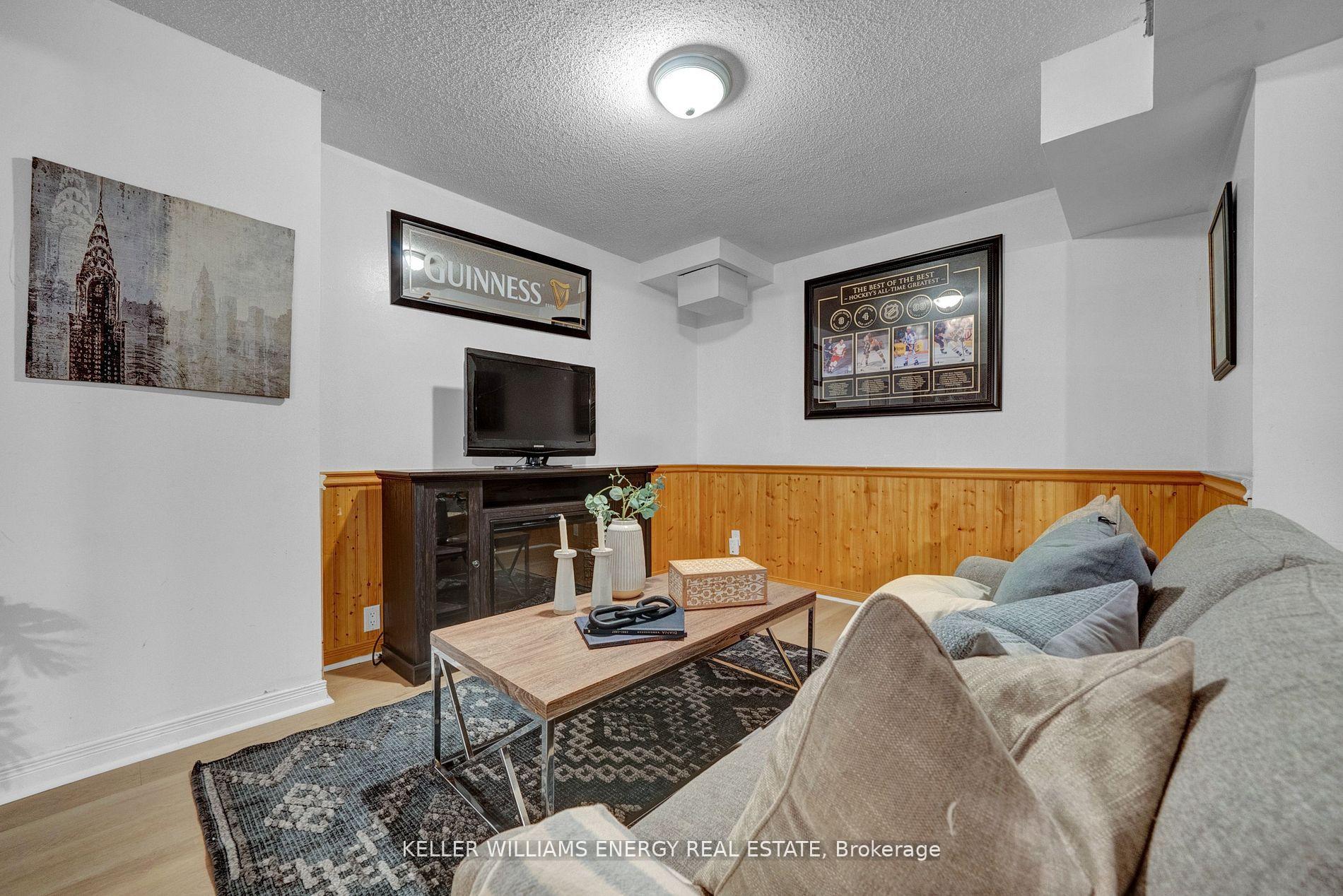 Photo 35 of 34 Hogan Crescent, Clarington, Bowmanville — HOMEH