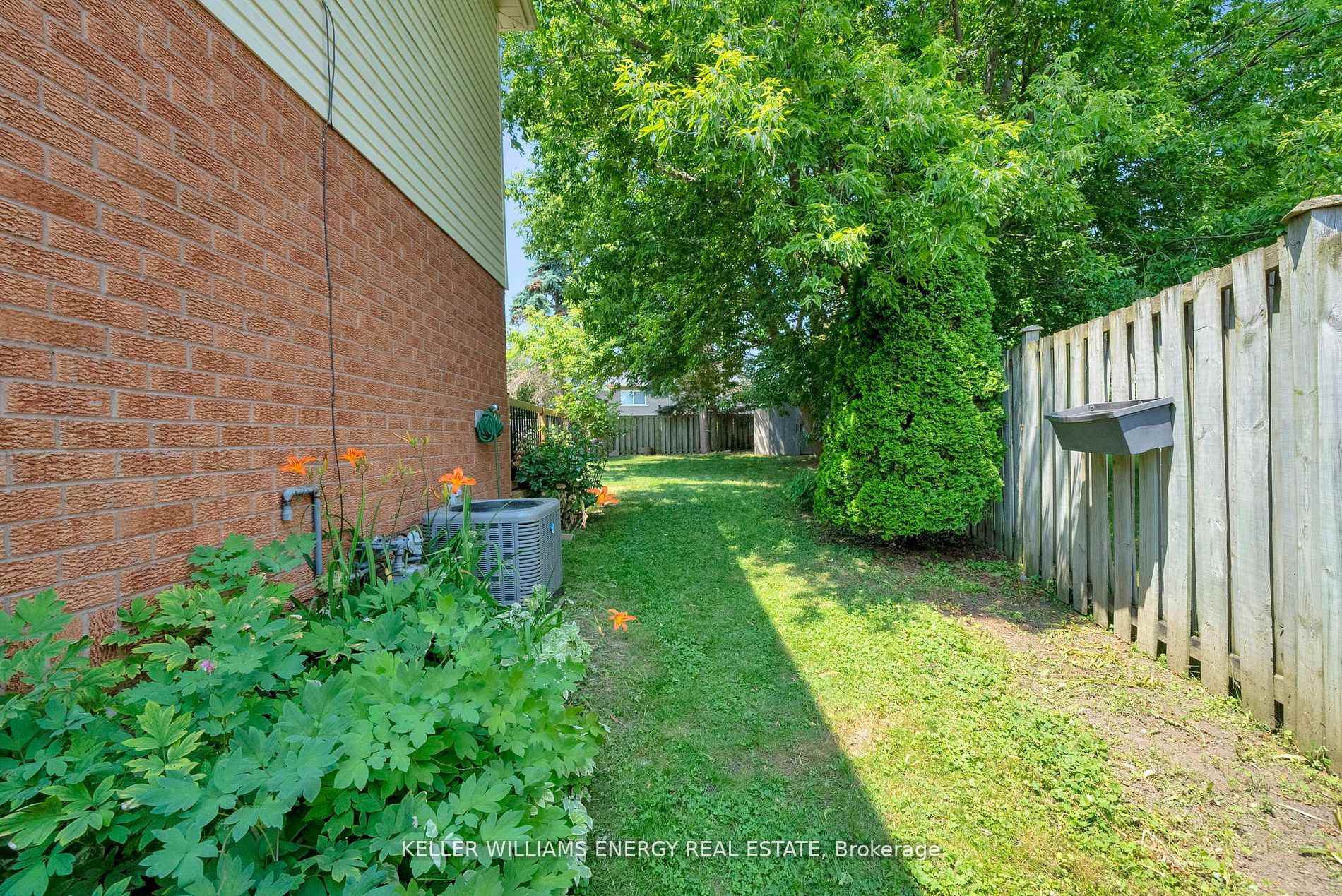 Photo 42 of 34 Hogan Crescent, Clarington, Bowmanville — HOMEH