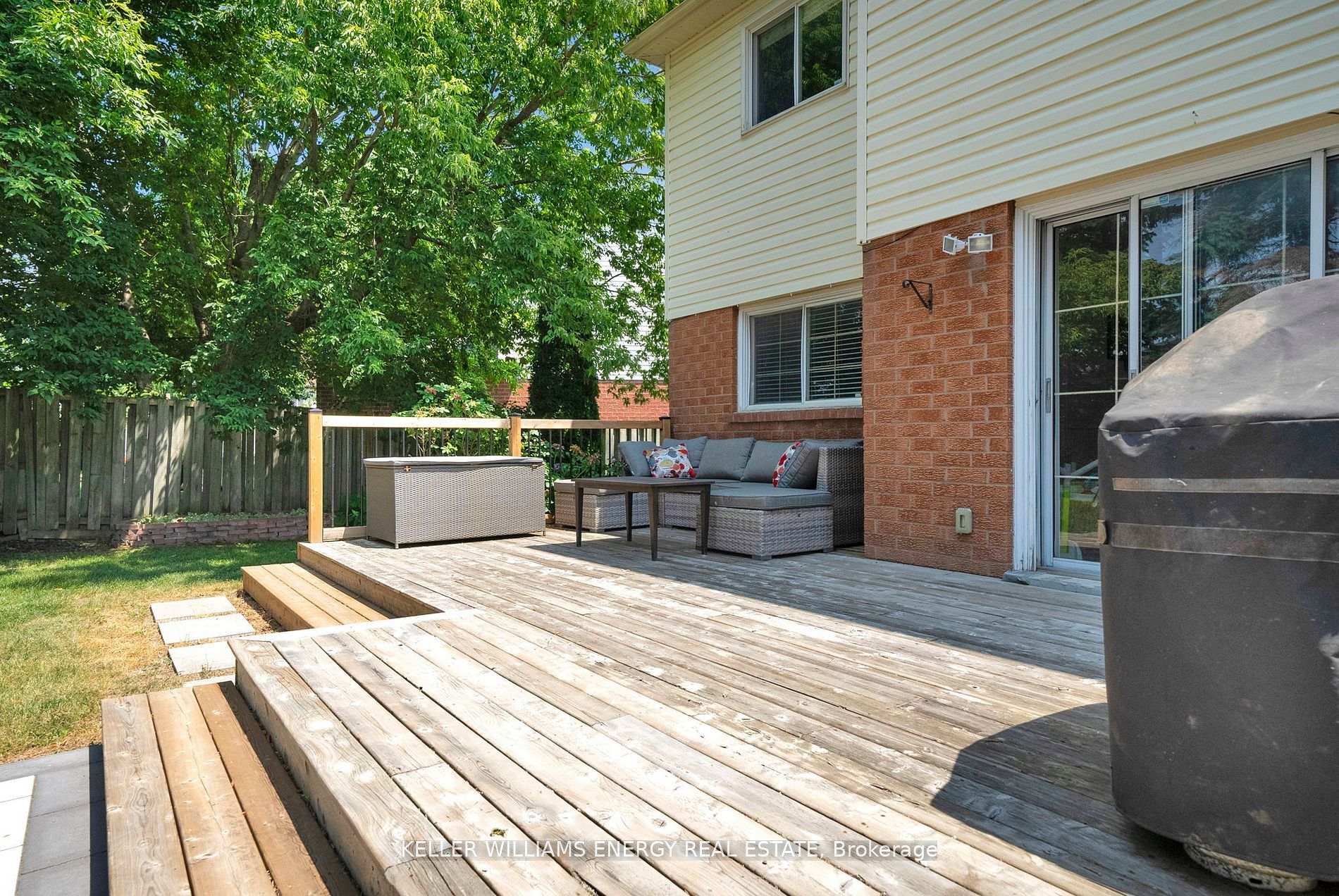Photo 46 of 34 Hogan Crescent, Clarington, Bowmanville — HOMEH