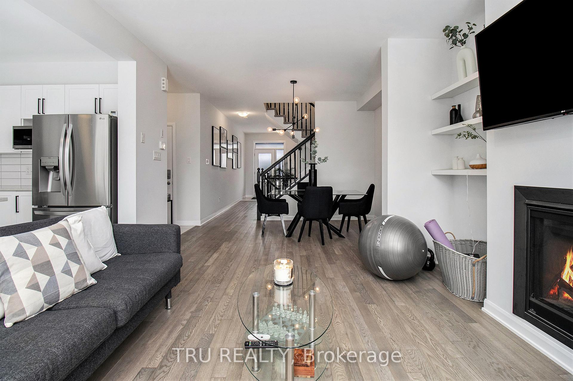 Photo 7 of 148 Robin Easey Avenue, Ottawa, Barrhaven - Half Moon Bay — HOMEH