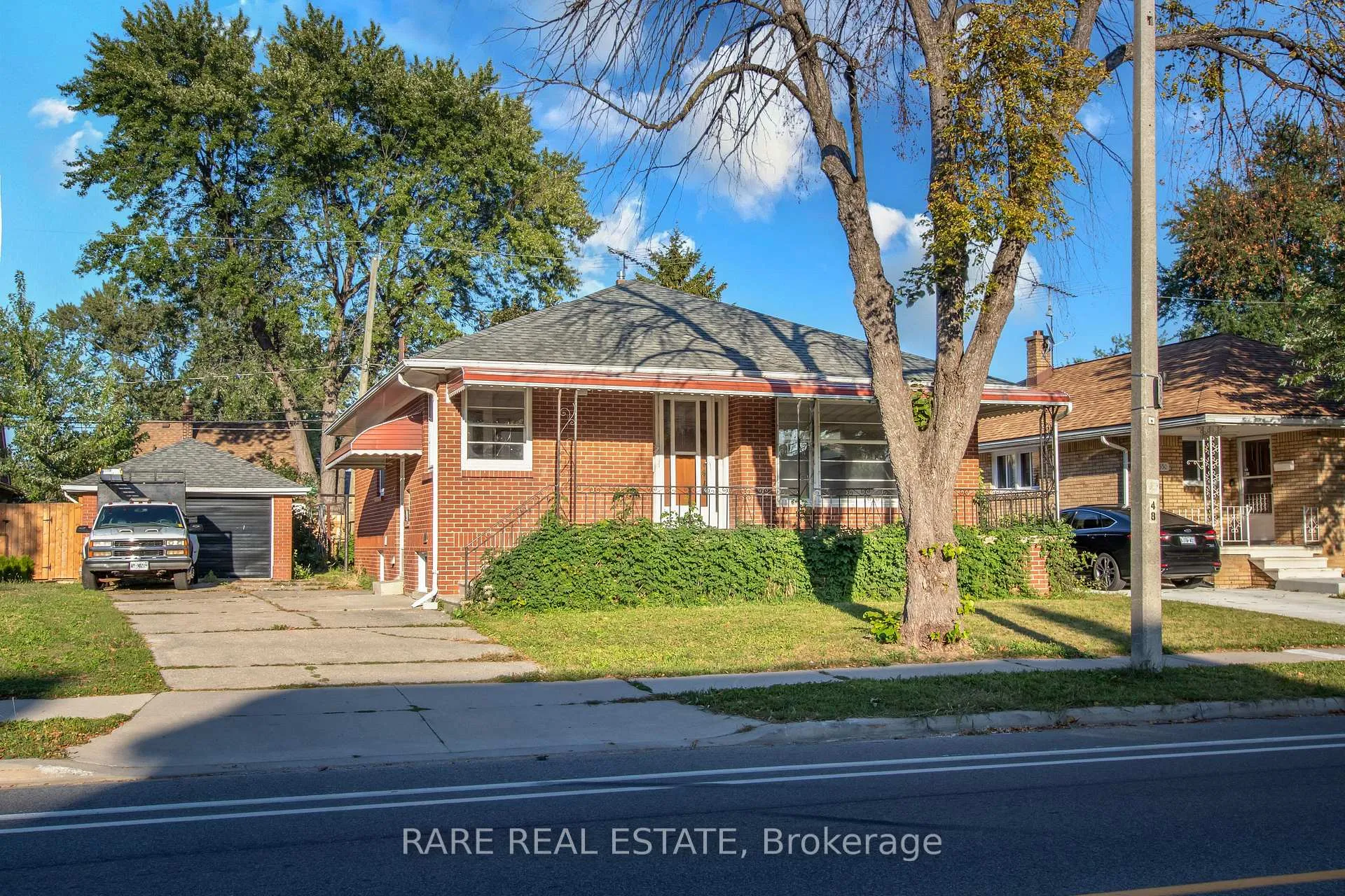 Photo 1 of 1544 Pillette Road, Windsor — HOMEH