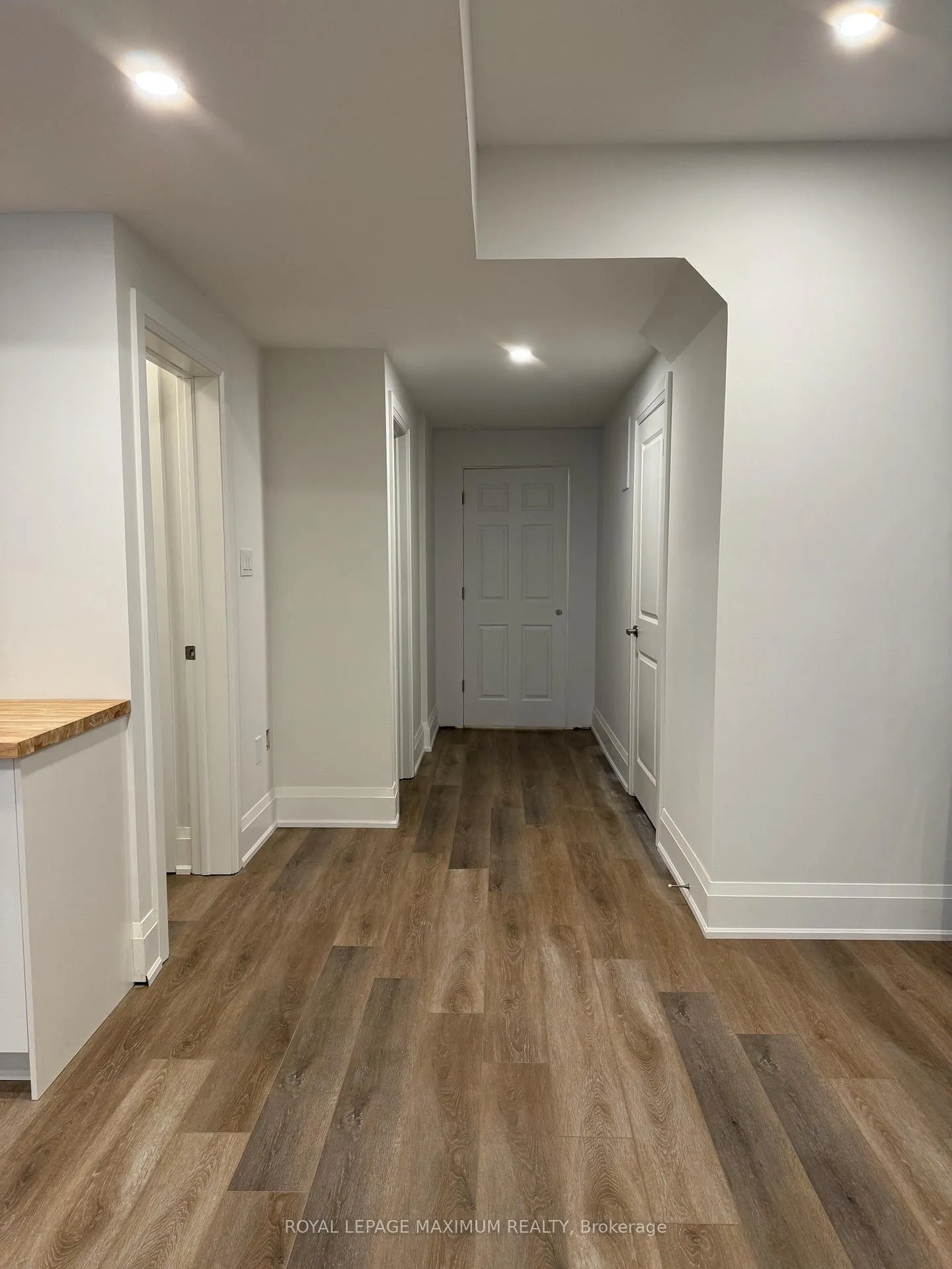 Photo 7 of 578 Kleinburg Summit Way, Vaughan, Kleinburg — HOMEH