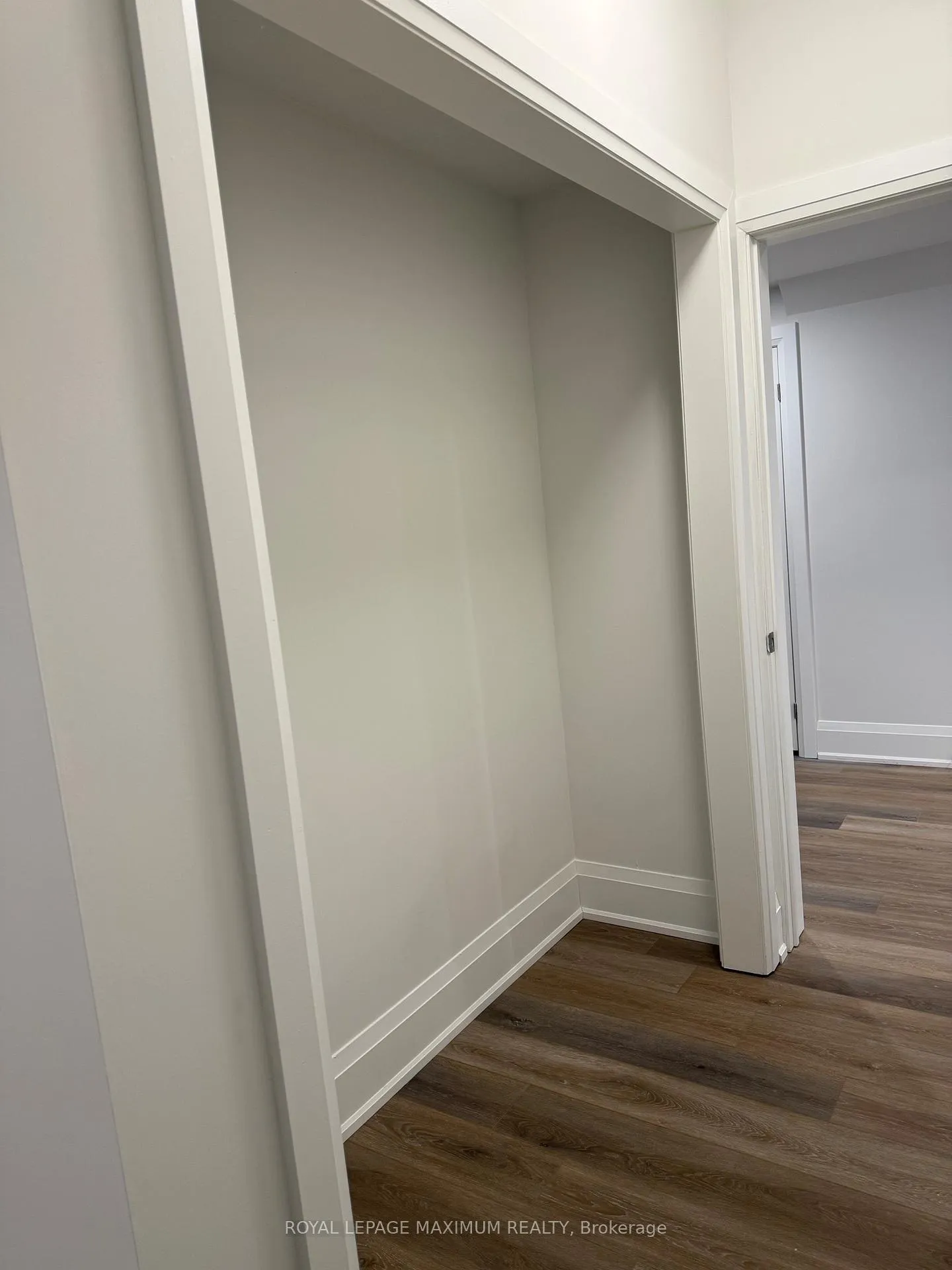 Photo 12 of 578 Kleinburg Summit Way, Vaughan, Kleinburg — HOMEH