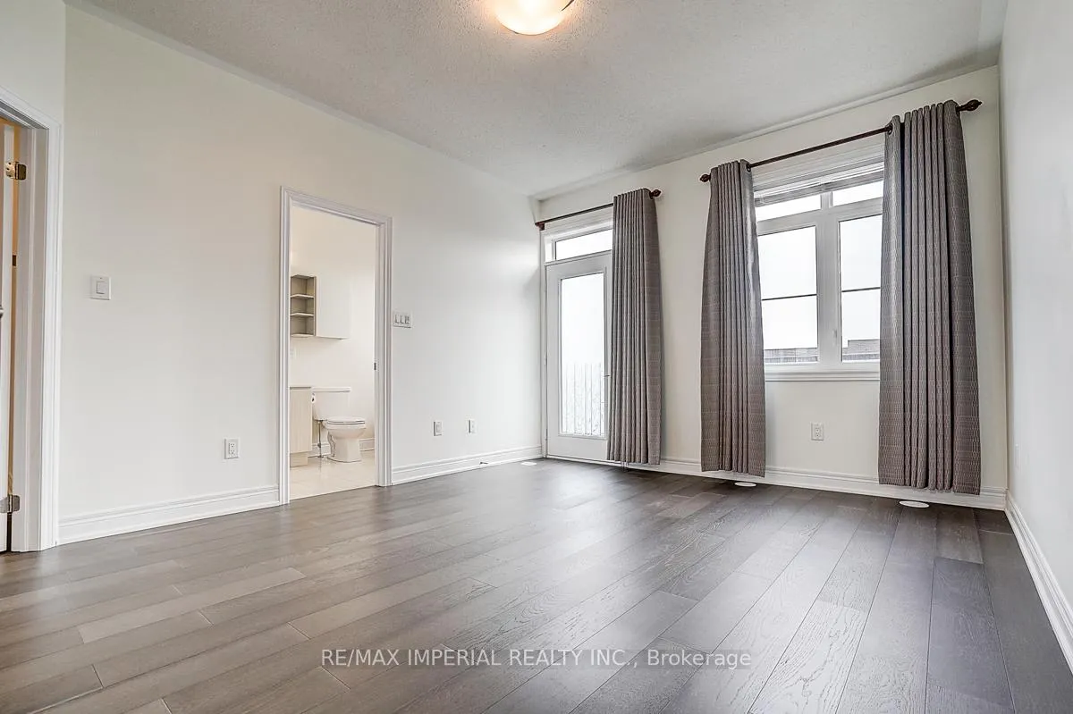 Photo 37 of 599 Marc Santi Boulevard, Vaughan, Patterson — HOMEH