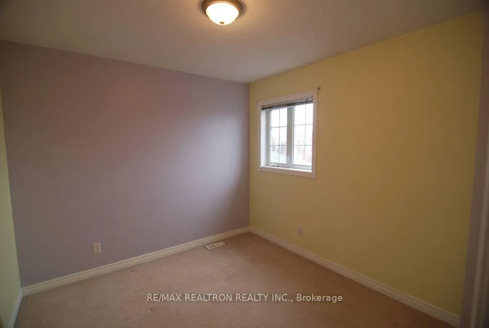 Photo 6 of Unit Main, 5 Violet Street, Barrie, Holly — HOMEH