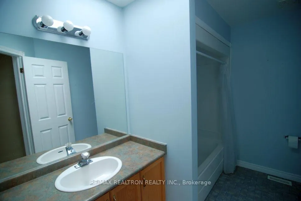 Photo 9 of Unit Main, 5 Violet Street, Barrie, Holly — HOMEH