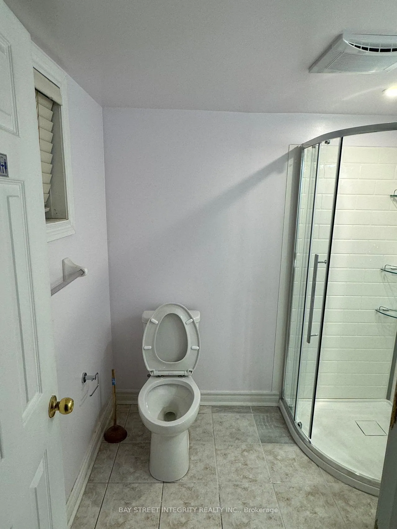 Photo 10 of 23 Catalpa Crescent, Vaughan, Patterson — HOMEH