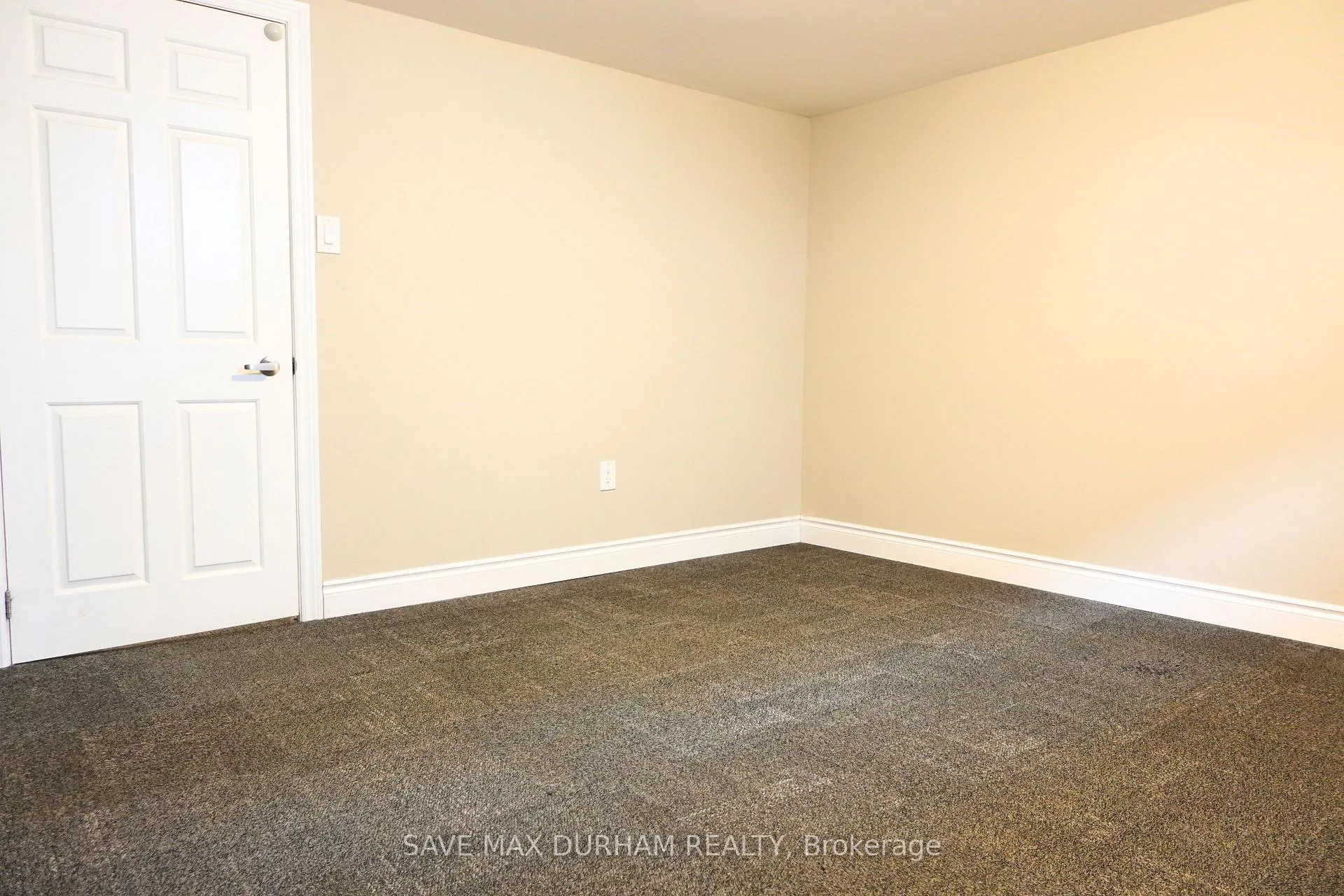 Photo 16 of 394 Gibbons Street, Oshawa, McLaughlin — HOMEH