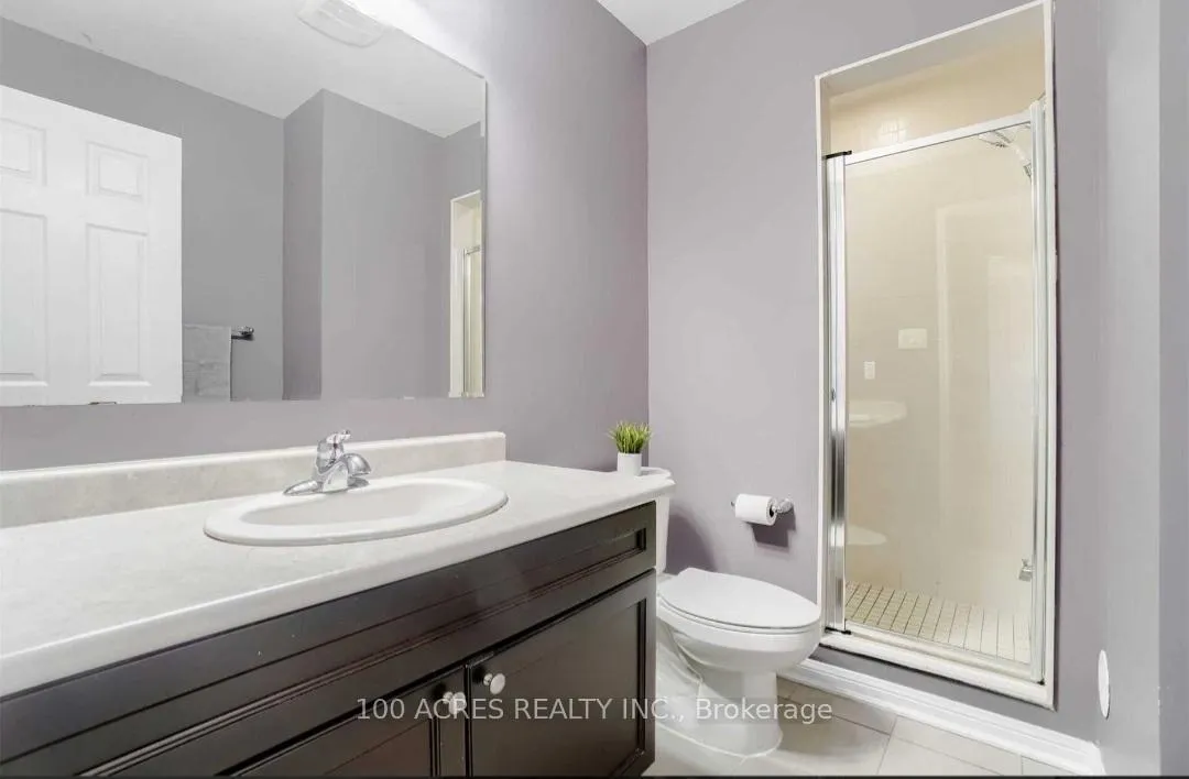 Photo 8 of 154 Baycliffe Crescent, Brampton, Northwest Brampton — HOMEH