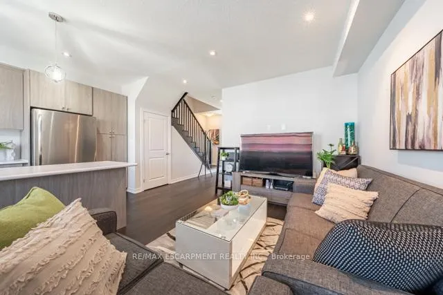 Photo 11 of 3 Pinot Crescent, Hamilton, Stoney Creek Industrial — HOMEH