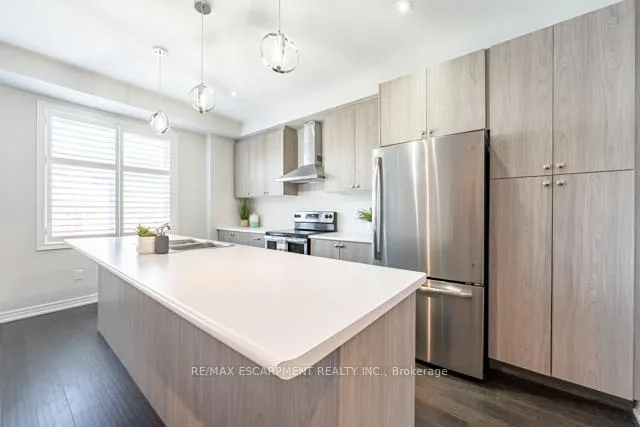 Photo 12 of 3 Pinot Crescent, Hamilton, Stoney Creek Industrial — HOMEH