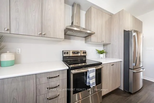 Photo 16 of 3 Pinot Crescent, Hamilton, Stoney Creek Industrial — HOMEH