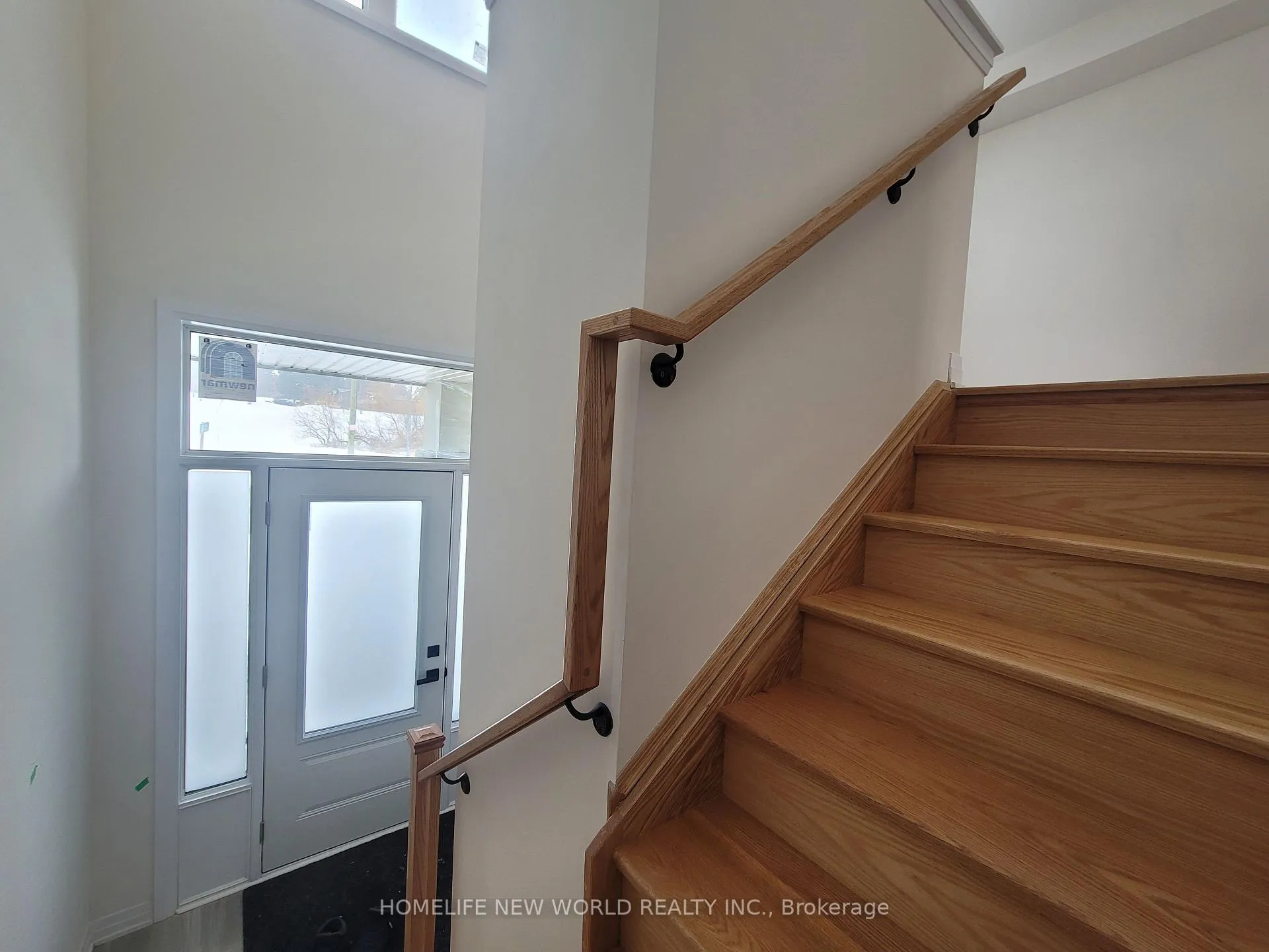 Photo 3 of 1523 19th Avenue, Richmond Hill, Rural Richmond Hill — HOMEH