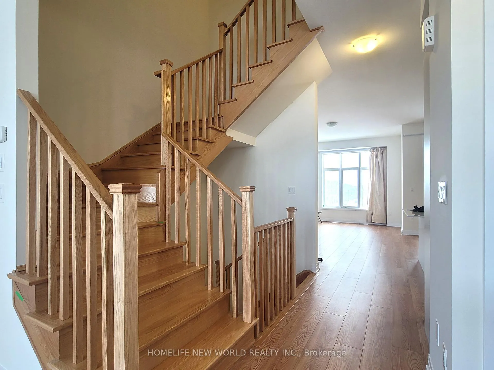 Photo 6 of 1523 19th Avenue, Richmond Hill, Rural Richmond Hill — HOMEH