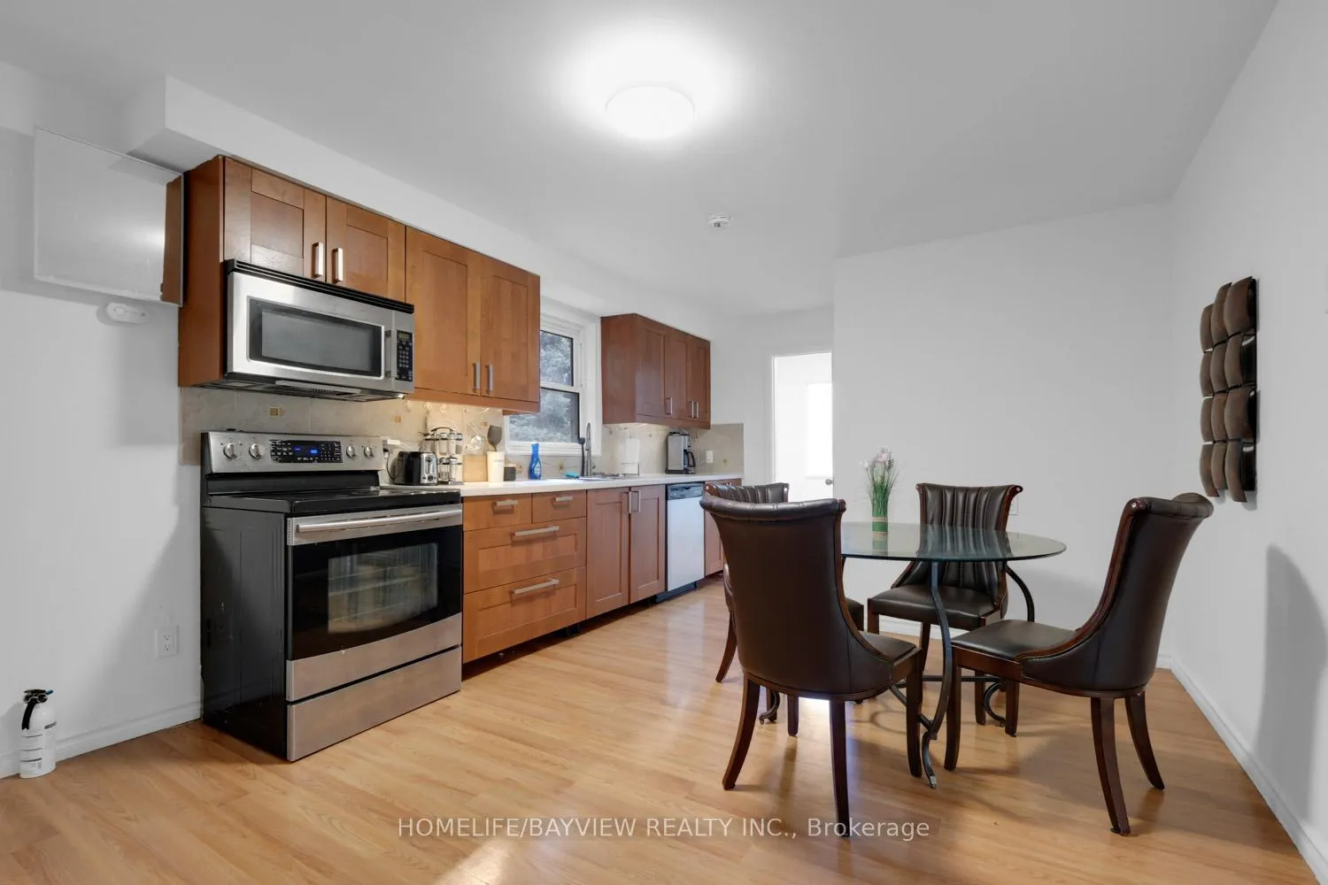 Photo 11 of Unit Main, 76 Meadowview Avenue, Markham, Grandview — HOMEH