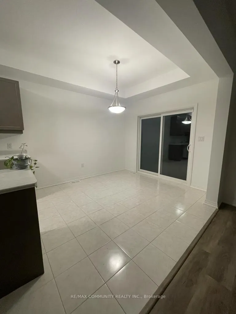 Photo 12 of 189 Bur Oak Drive, Thorold, Confederation Heights — HOMEH