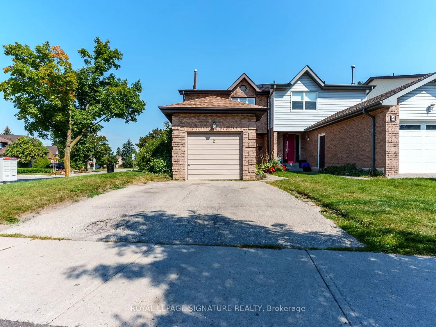 Photo 2 of 2 Durie Lane, Markham, Aileen-Willowbrook — HOMEH
