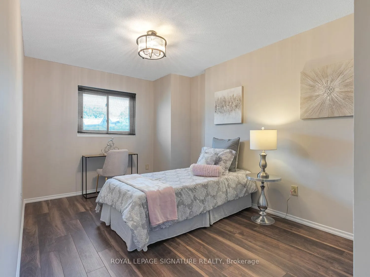 Photo 23 of 2 Durie Lane, Markham, Aileen-Willowbrook — HOMEH